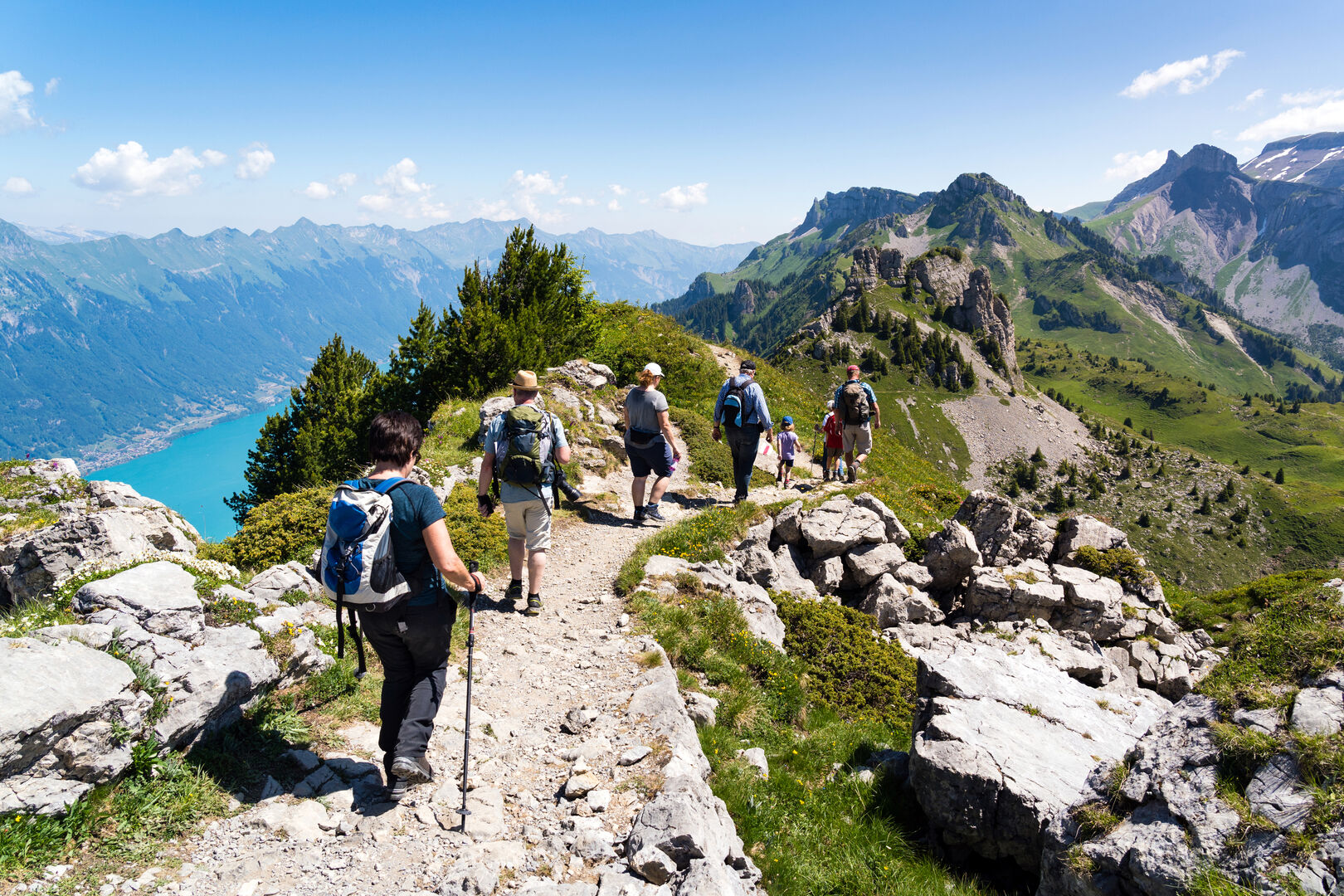 Wird "Wandern" bald von Ärzten verschrieben? | Credit: iStock.com/Markus Thoenen