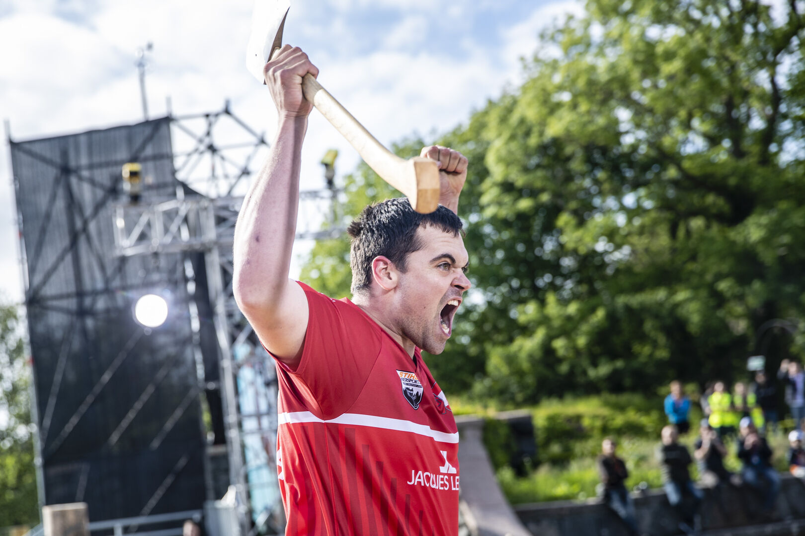 Sportholzfäller Armin Kugler | Credit: Samo Vidic/Limex Images