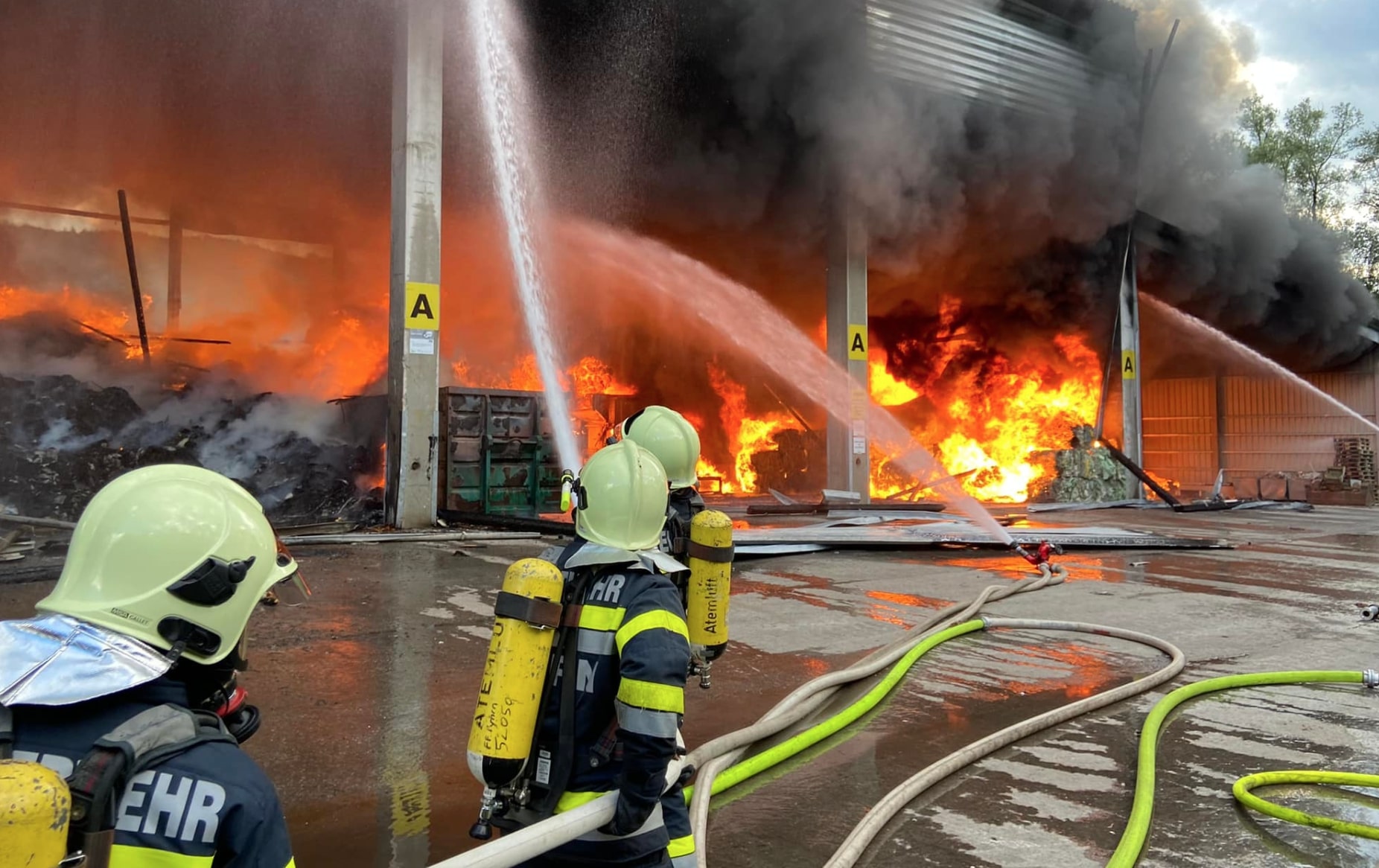 Großbrand in Abfallverwertungsanlage in Liezen