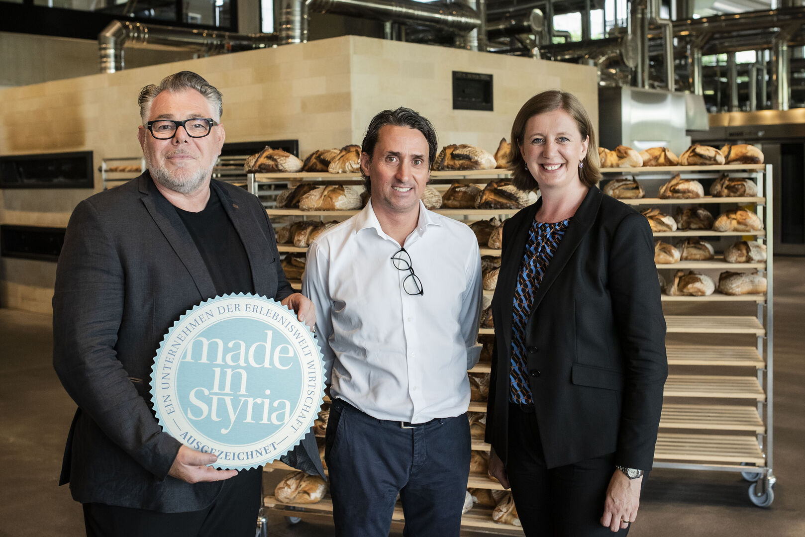 Martin Auer (M.) mit Eberhard Schrempf und Barbara Eibinger-Miedl