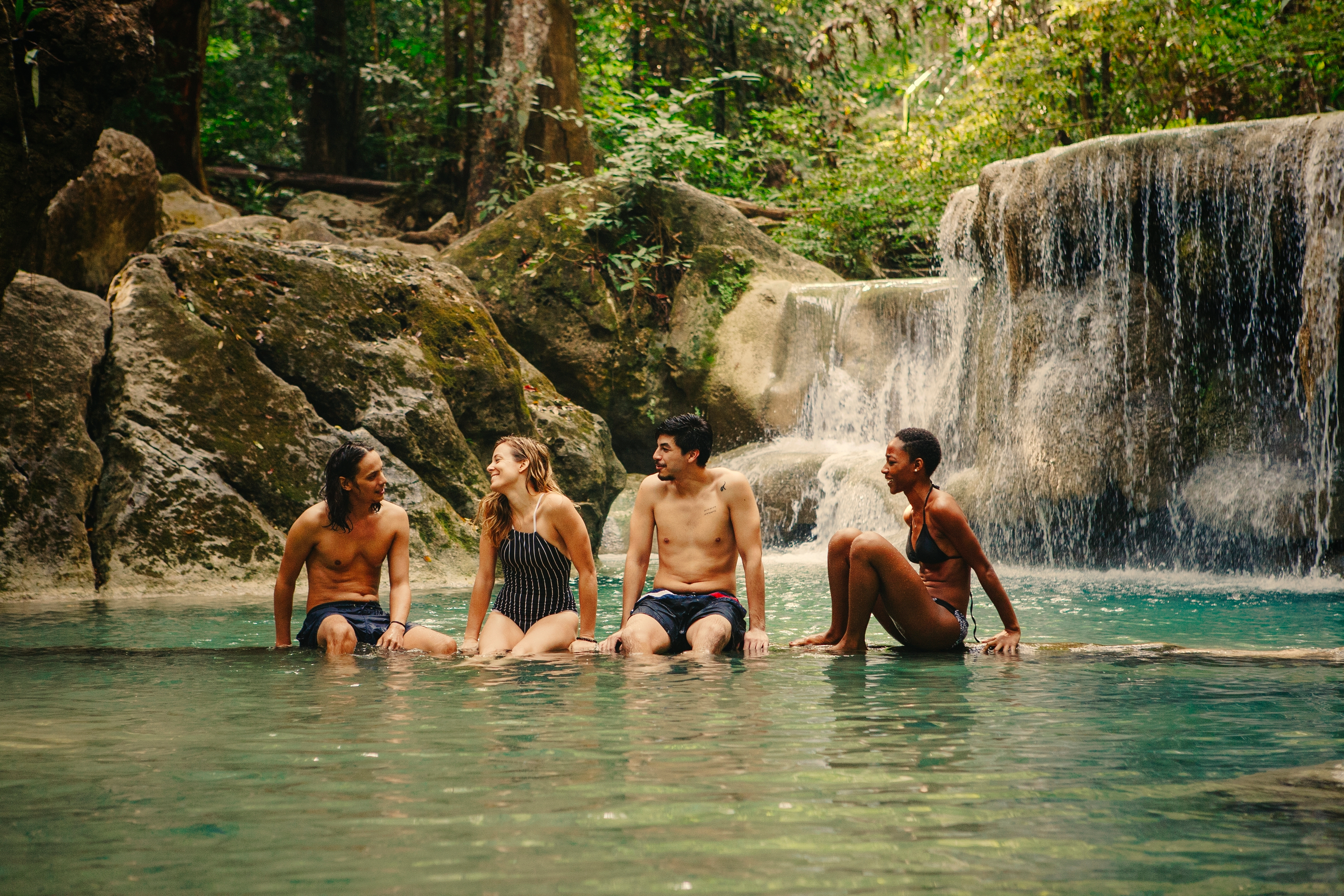 Auf Flirtkurs im Urlaub | Credit: 2018 Rawpixel.com/Shutterstock