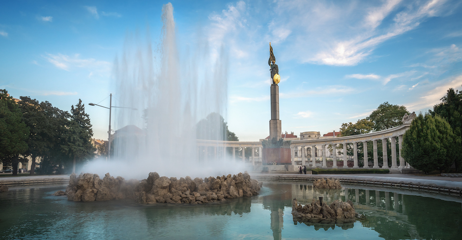 Der Hochstahlbrunnen am Schwarzenbergplatz