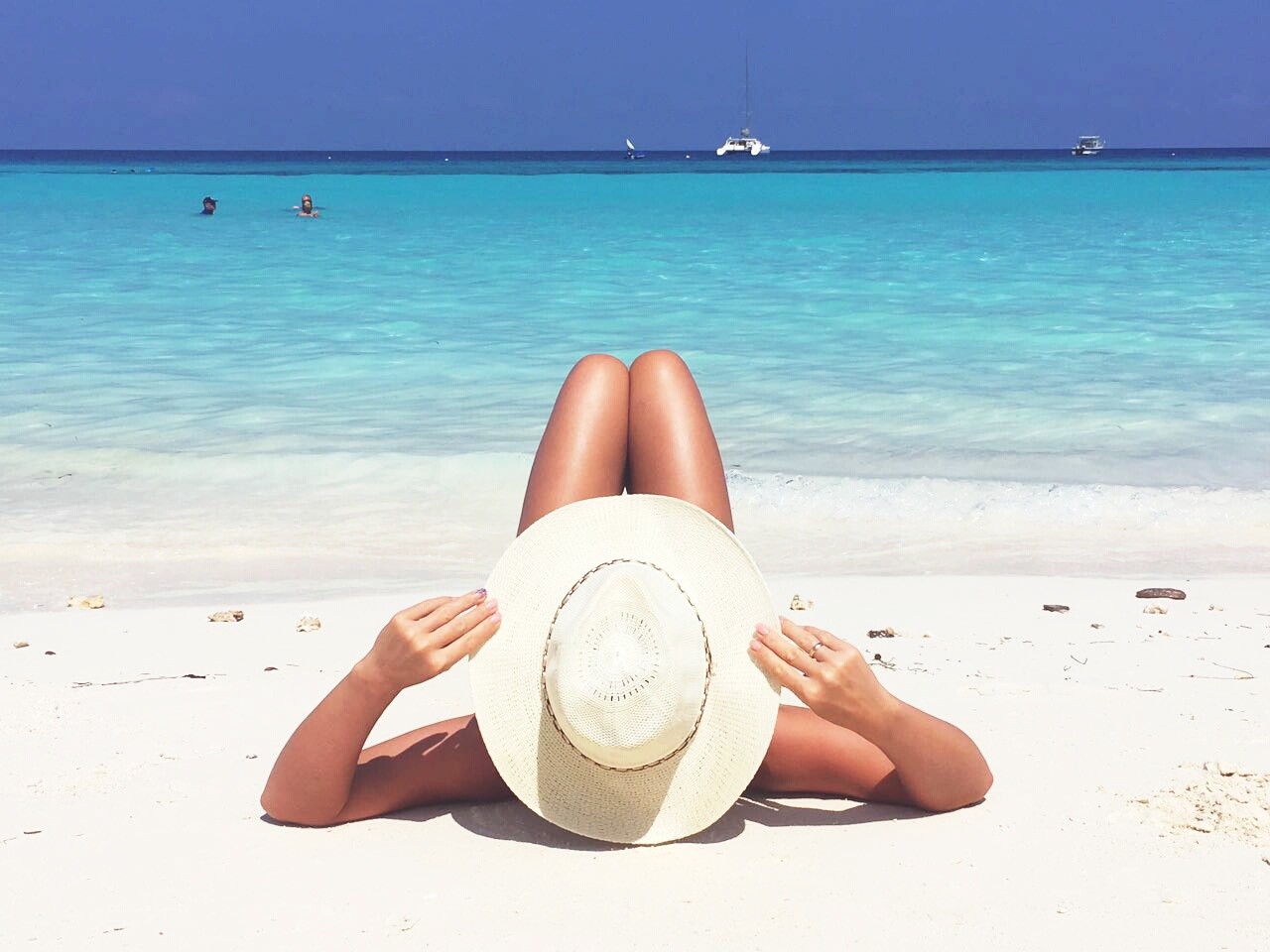 Bedenkenlos Nacktbaden | Credit: eyeem