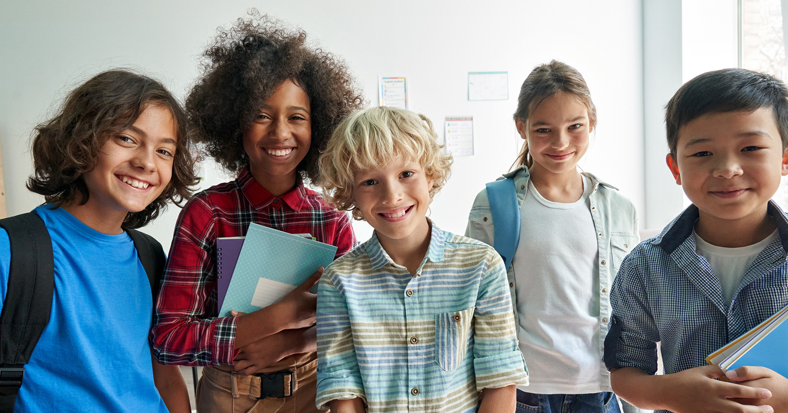 Schulkinder | Credit: iStock.com/insta_photos