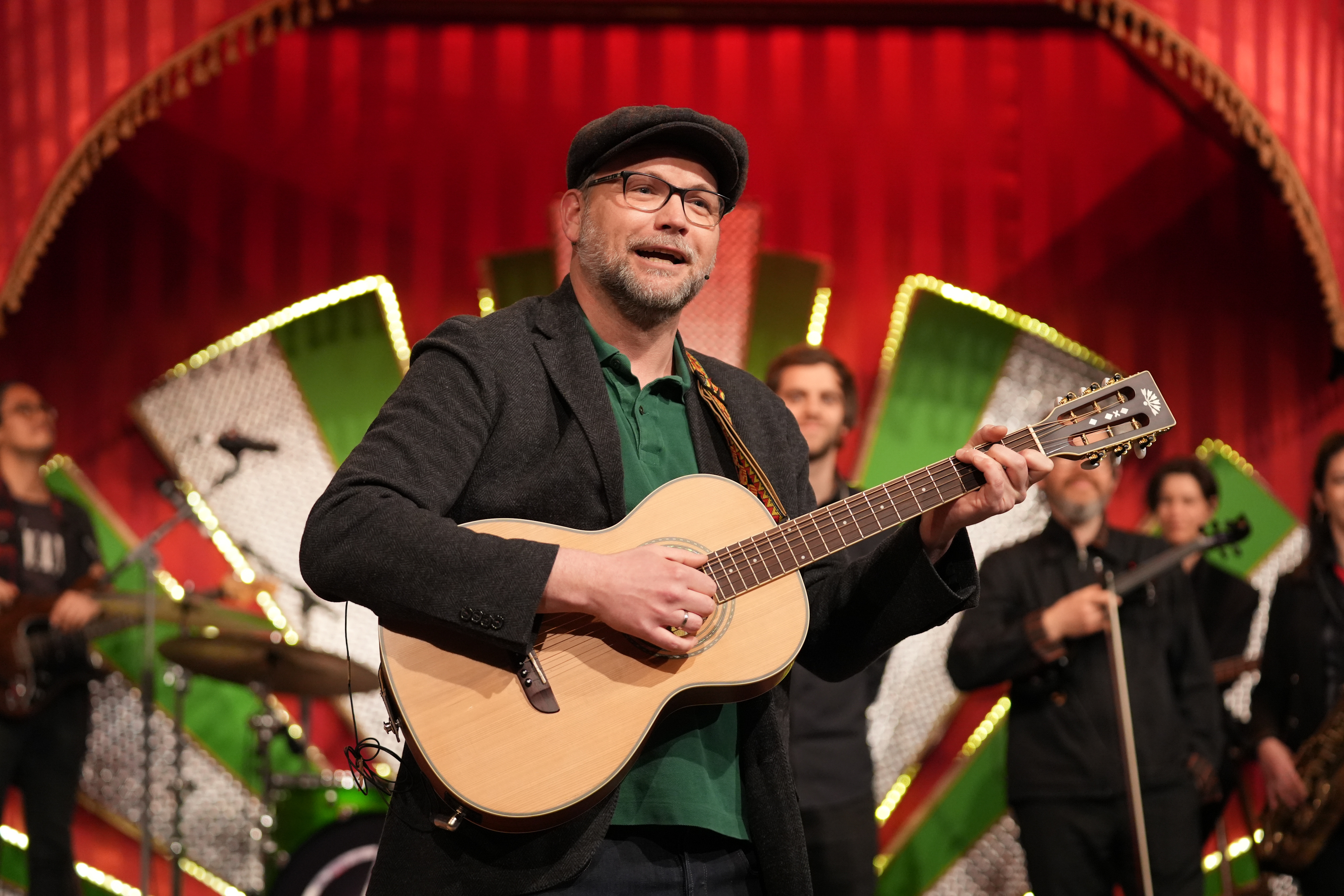 Kabarettist Thomas Stipsits auf der Bühne