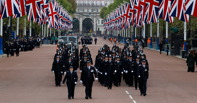 Großes Polizeiaufgebot bei dem Begräbnis der Queen