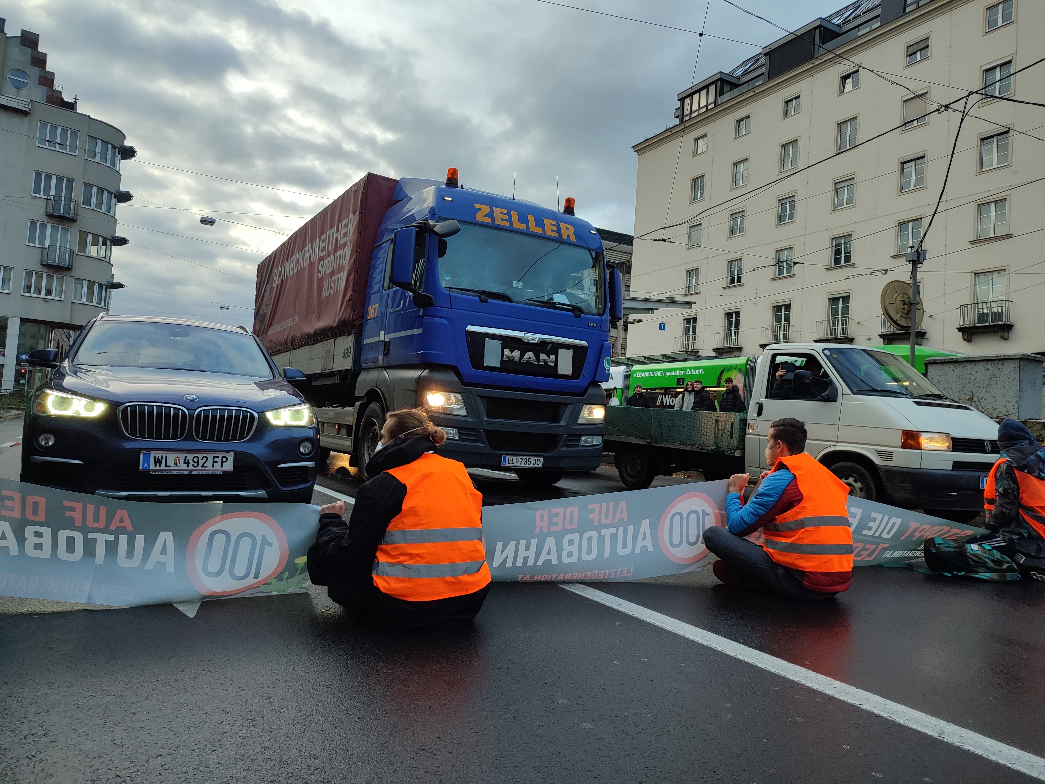 Klima Aktivisten blockieren in Linz