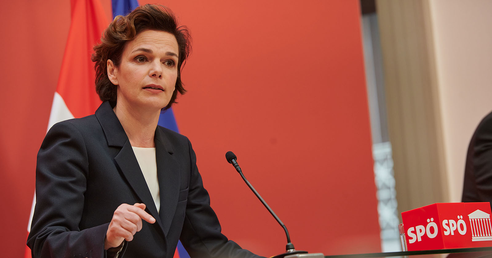 Die SPÖ-Bundesparteivorsitzende Pamela Rendi-Wagner im Rahmen des "Roten Foyer"