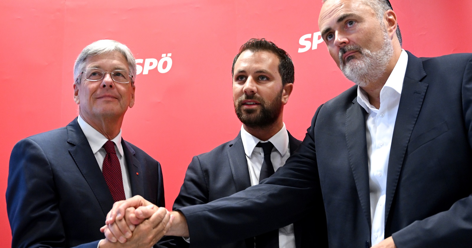 Peter Kaiser, Georg Dornauer und Hans Peter Doskozil im Rahmen einer PK der SPÖ mit dem Titel "Weil er es kann!" am Freitag, 23. September 2022, in Innsbruck