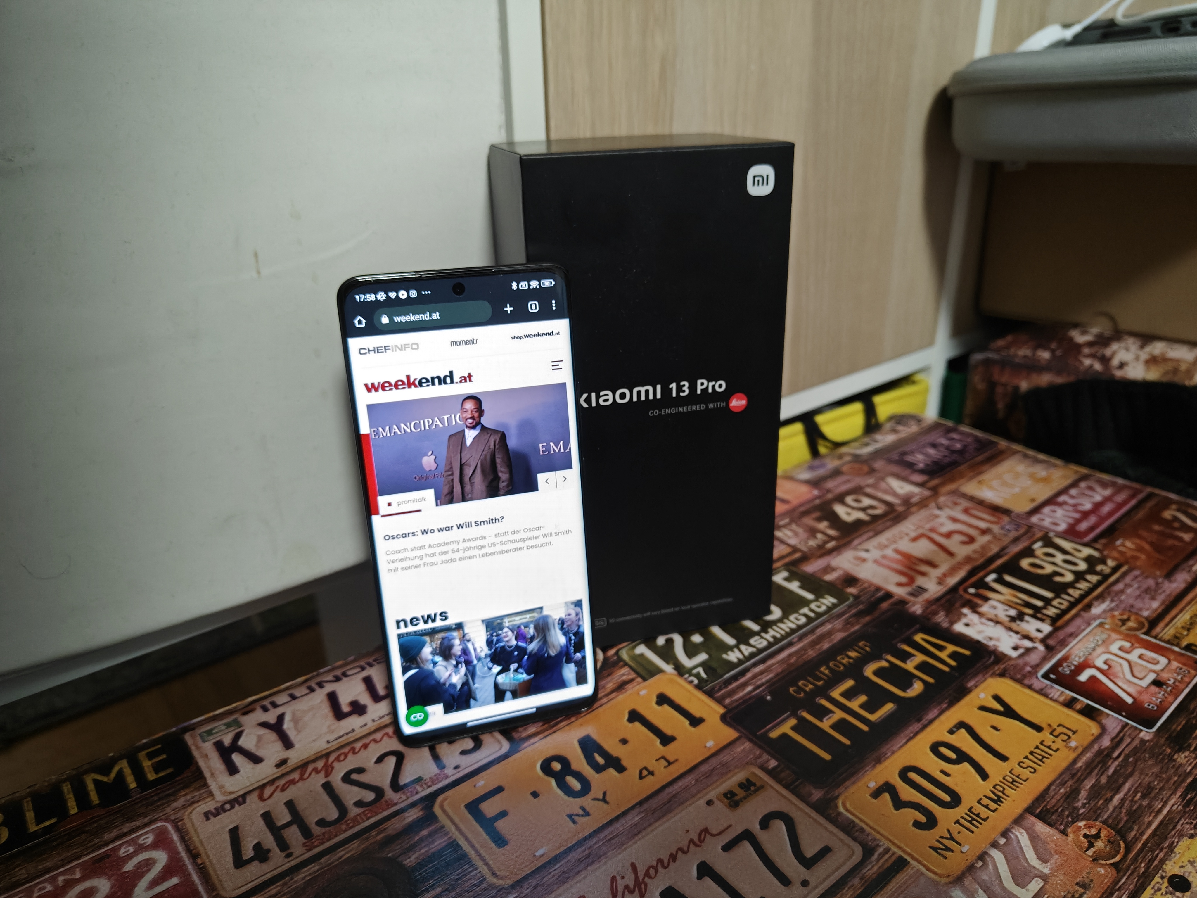 Bild des Xiaomi 13 Pro mit Schachtel