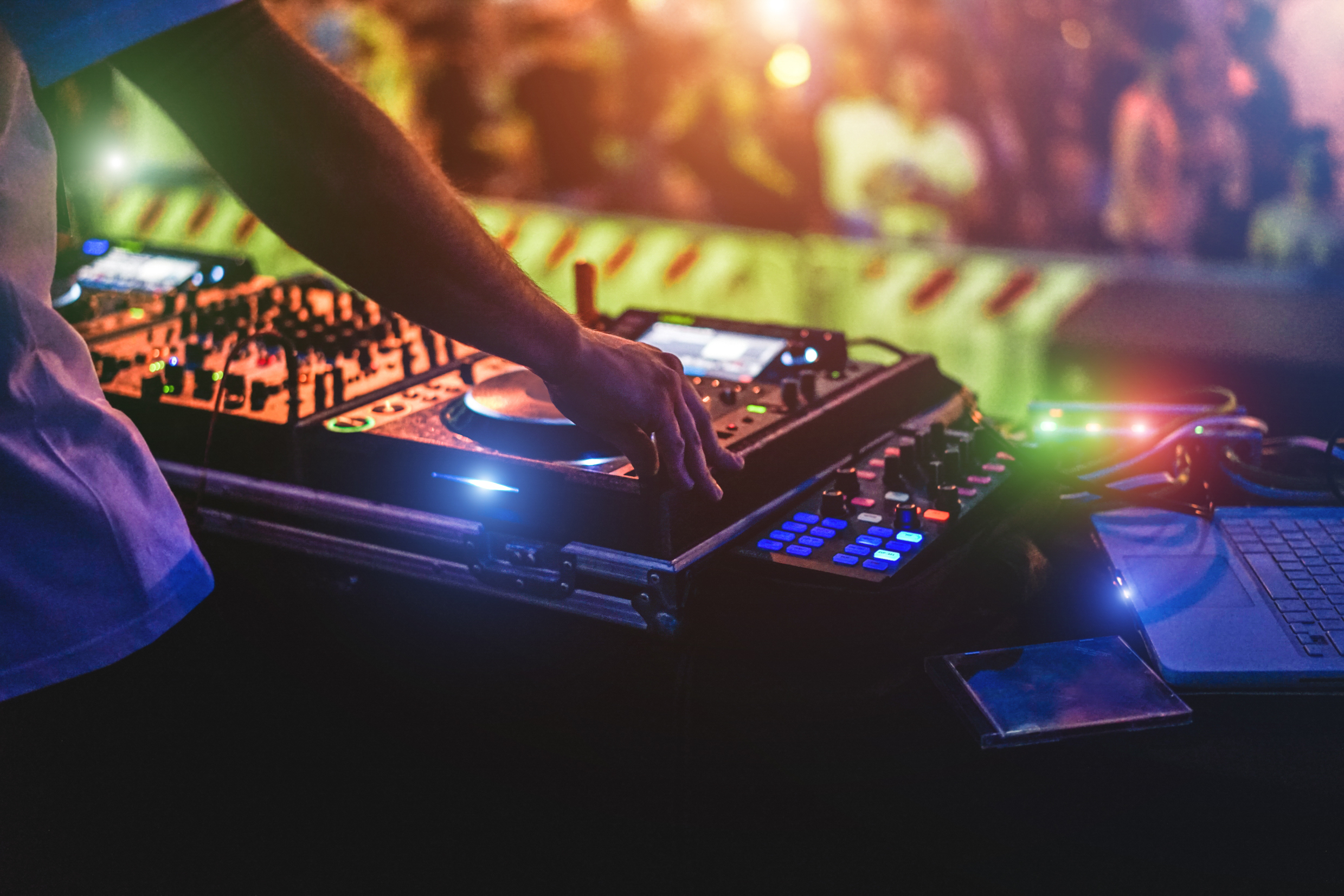 DJ legt auf