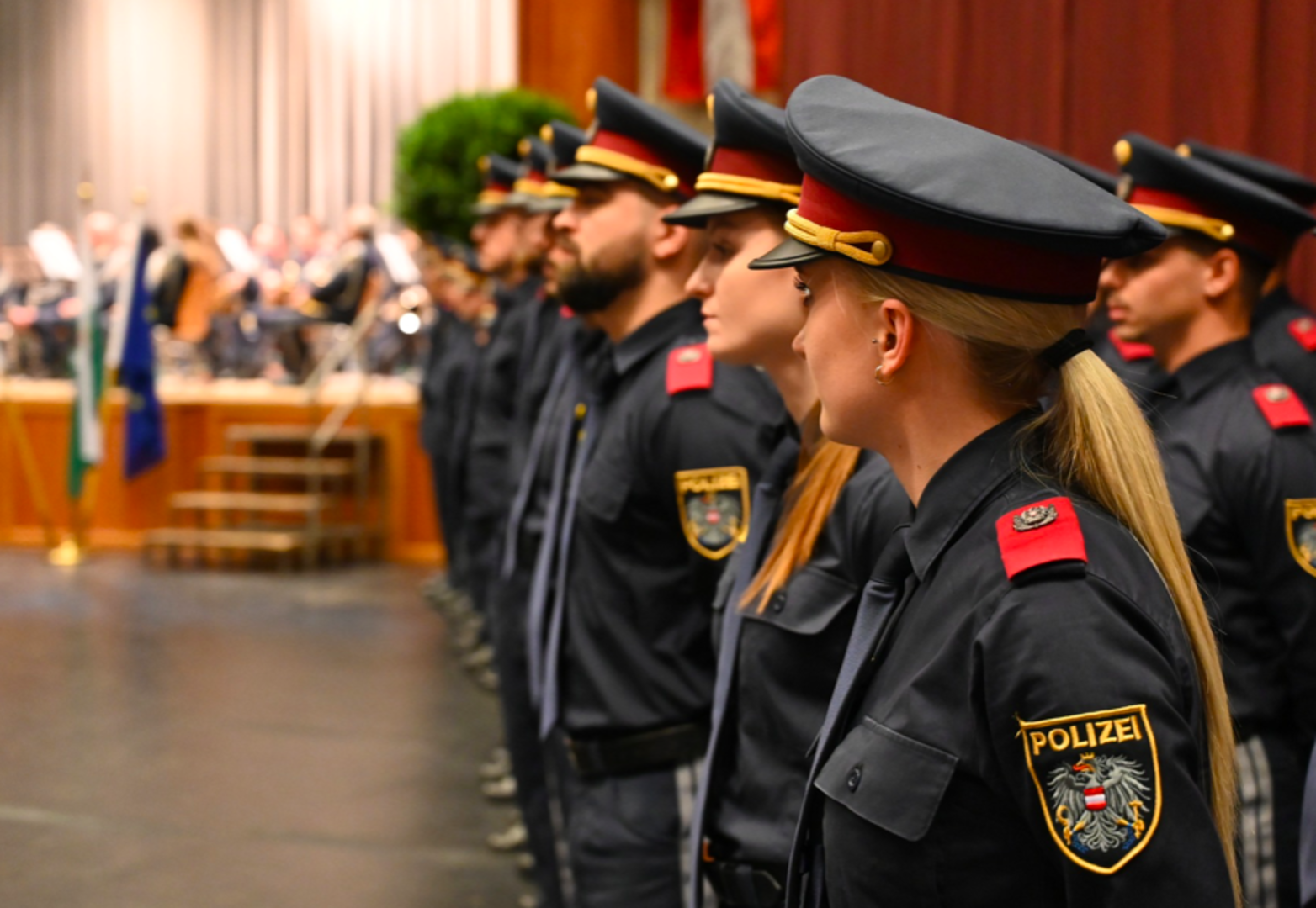 Absolventen der Grundausbildung der steirischen Polizei