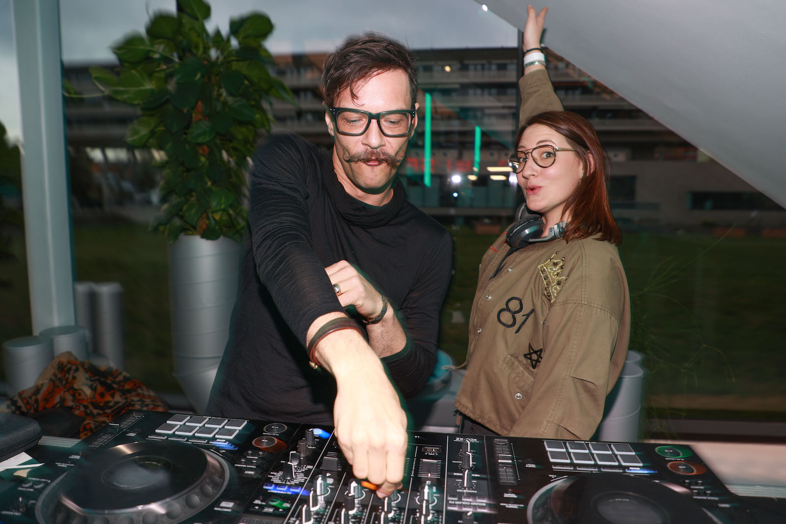 DJ Dude &amp; Nikolett V