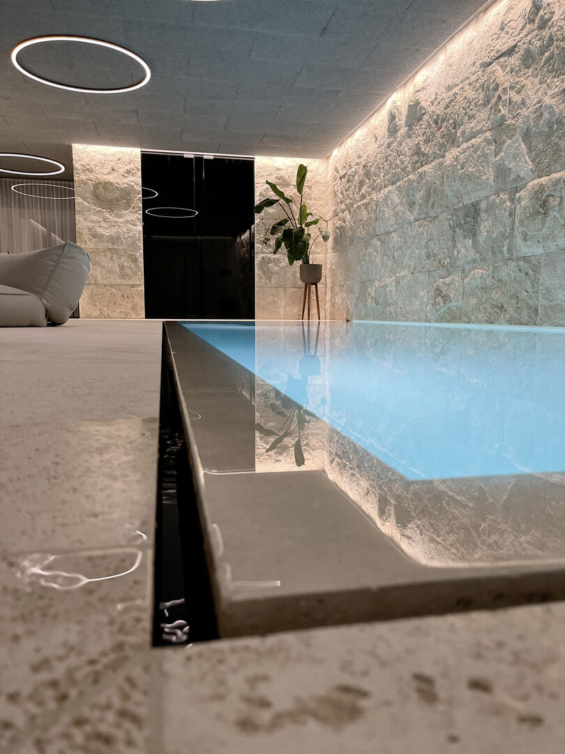 Infinity-Pool