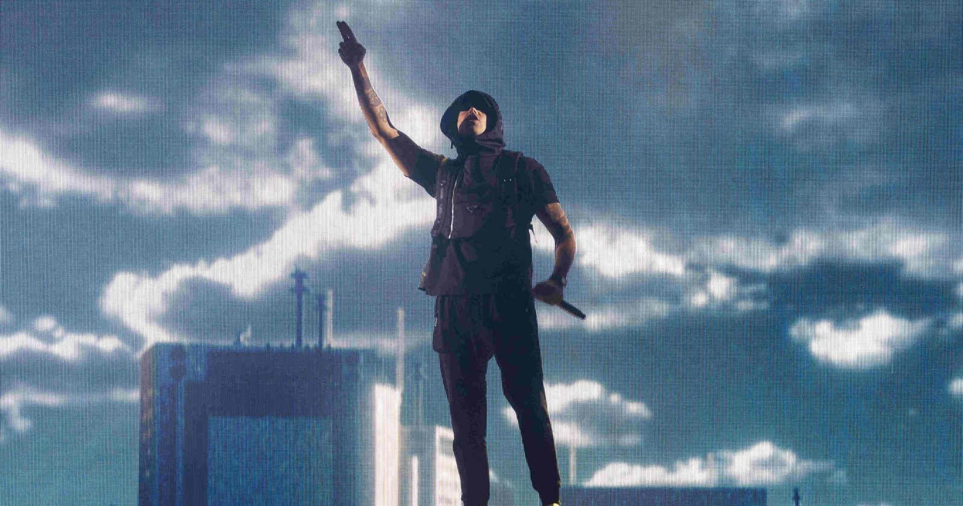 RAF Camora auf der Bühne am Donauinselfest.