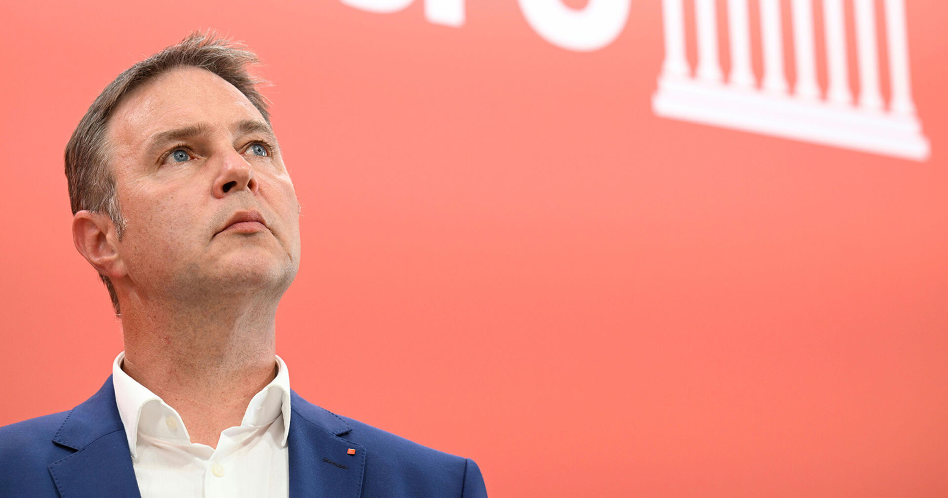 SPÖ-Chef Andreas Babler im Rahmen einer Pressekonferenz im Parlament