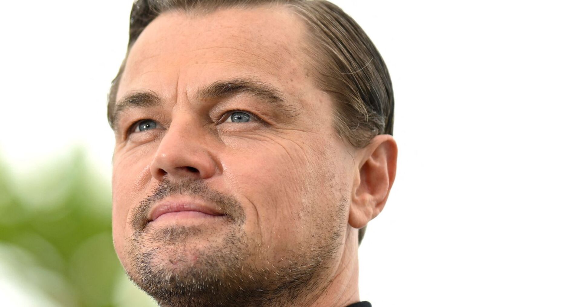 Leonardo DiCaprio in Nahaufnahme mit einem Dreitagebart