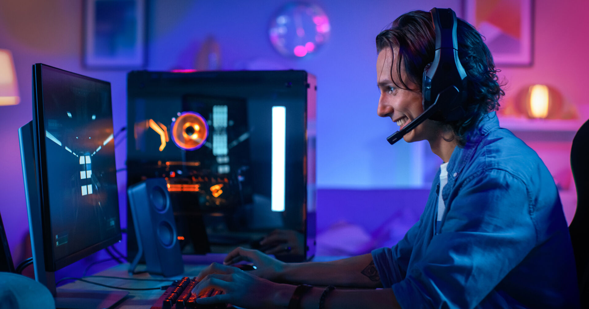 Junge spielt Videospiele | Credit: iStock.com/gorodenkoff