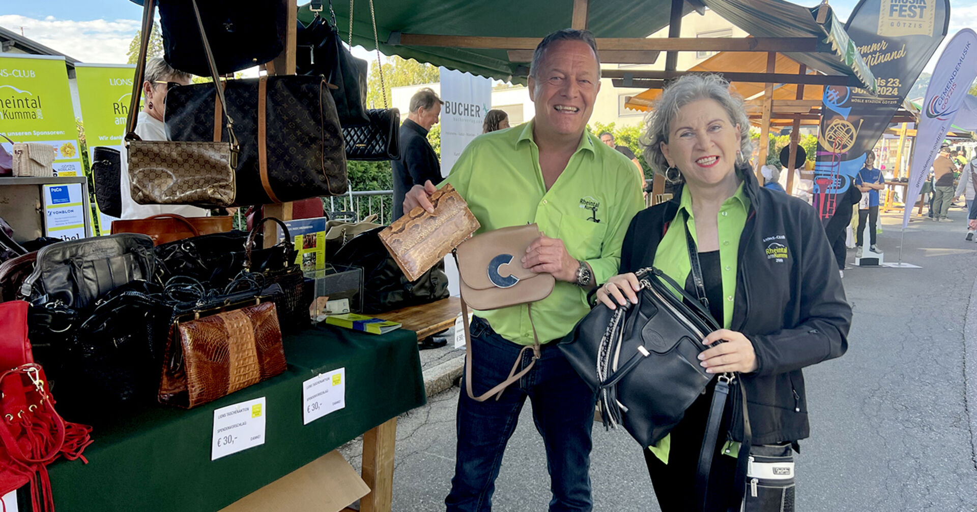Harald Schwarzer und Maria Ellensohn warben bei Junker-Jonas-Markt kräftig für die gute Sache.