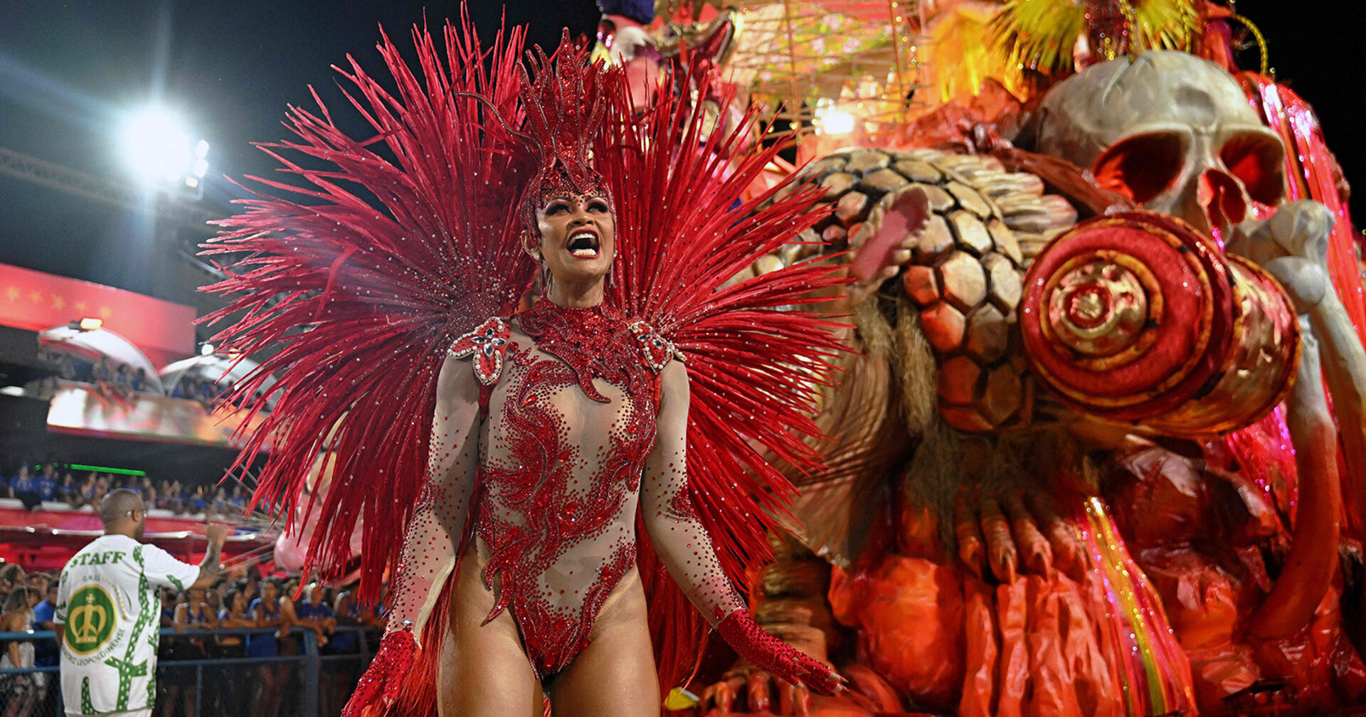 Tänzerin am Karneval in Rio | Credit:  CARL DE SOUZA / AFP / picturedesk.com