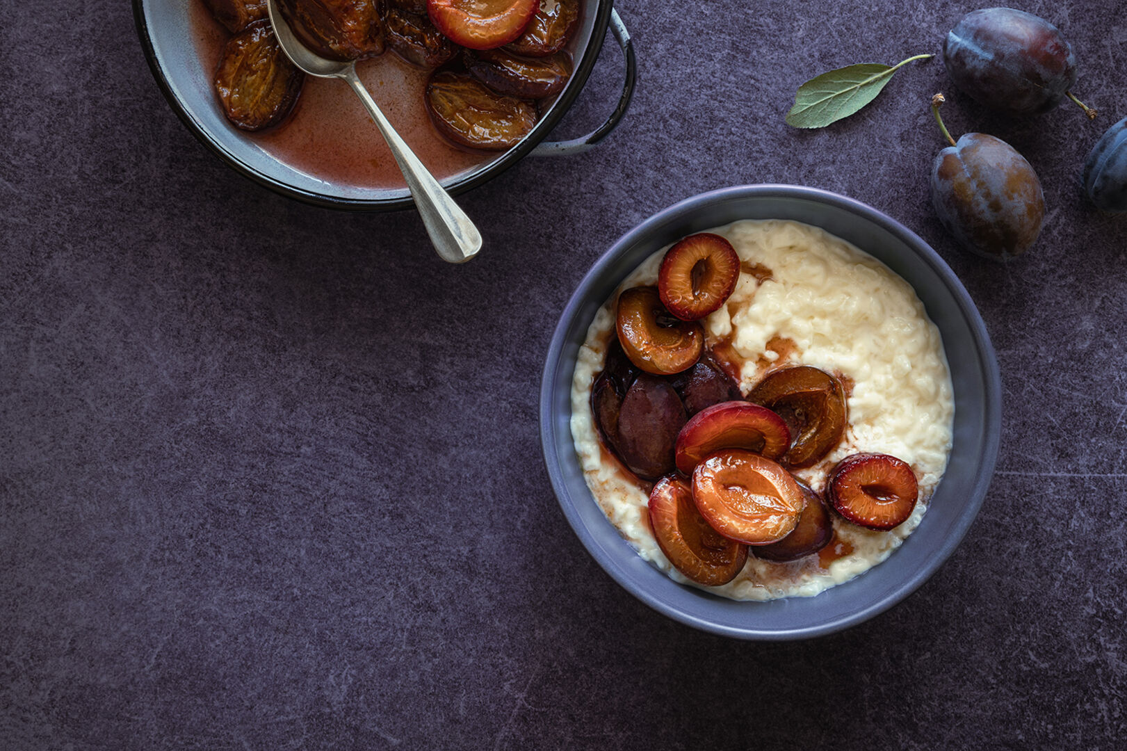 Zwetschken im Eis | Credit: iStock.com/Silvia Deshkova