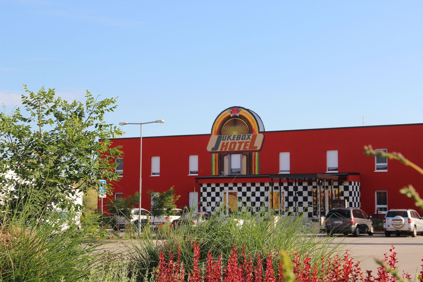 Jukebox Hotel