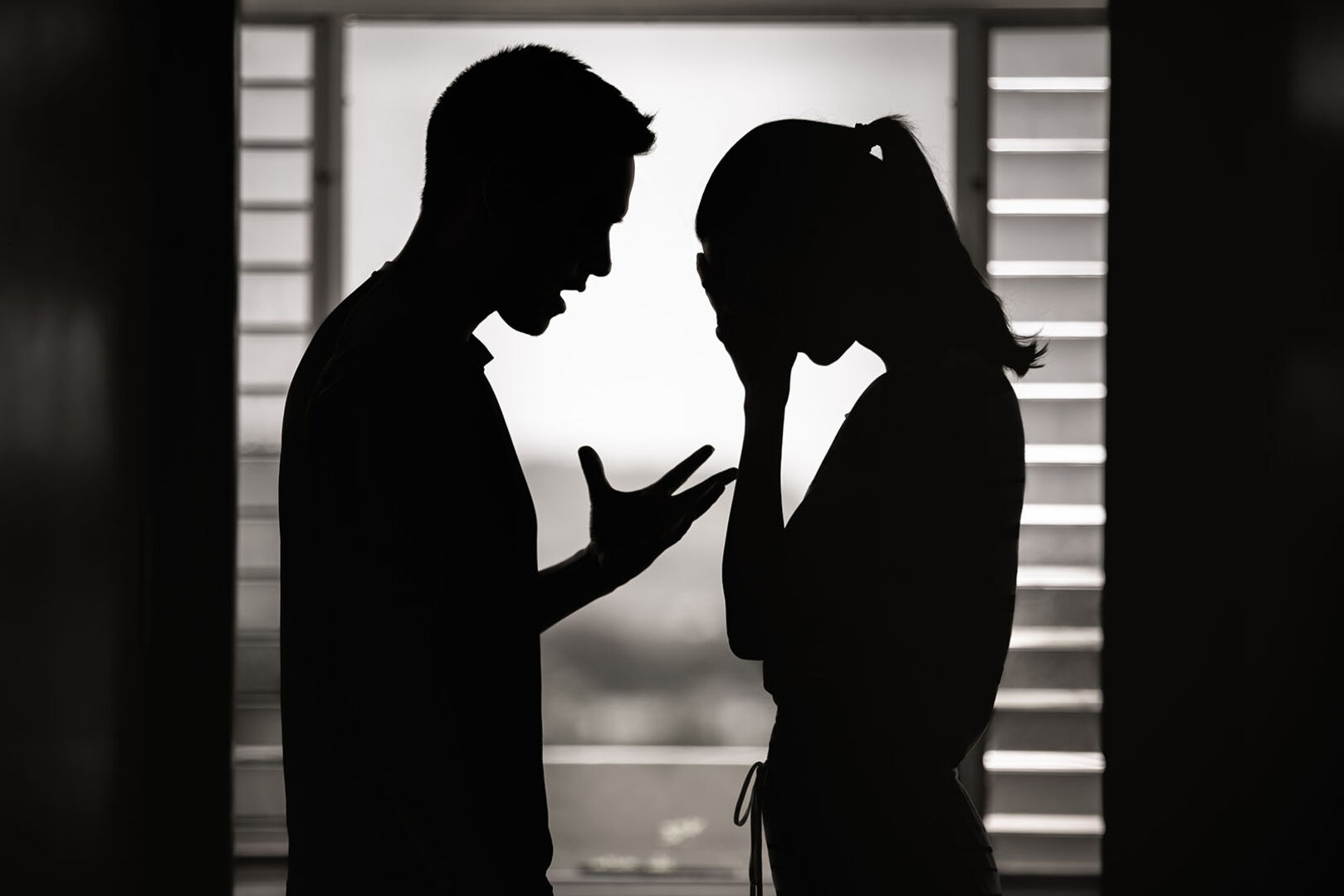 Mann und Frau streiten | Credit: iStock.com/kieferpix