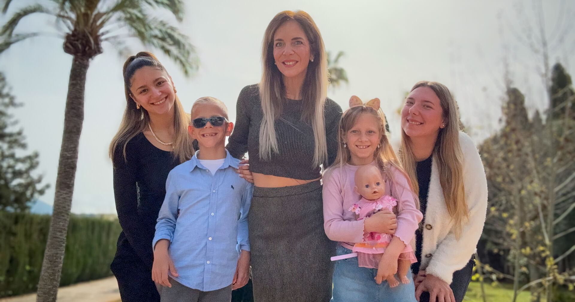 Danni Büchner mit ihren Kindern.