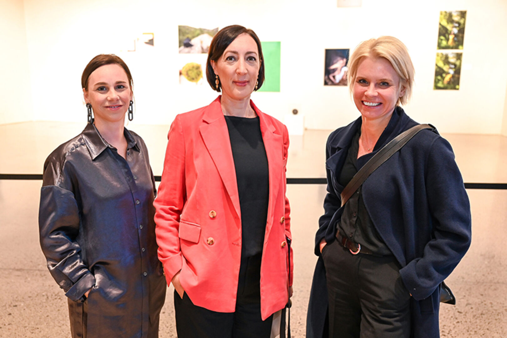 Claudia Voit (Landes-Kulturamtsleiterin),  Kathrin Dünser (vorarlberg museum) und Martina Feurstein (KUB) (v. li.)