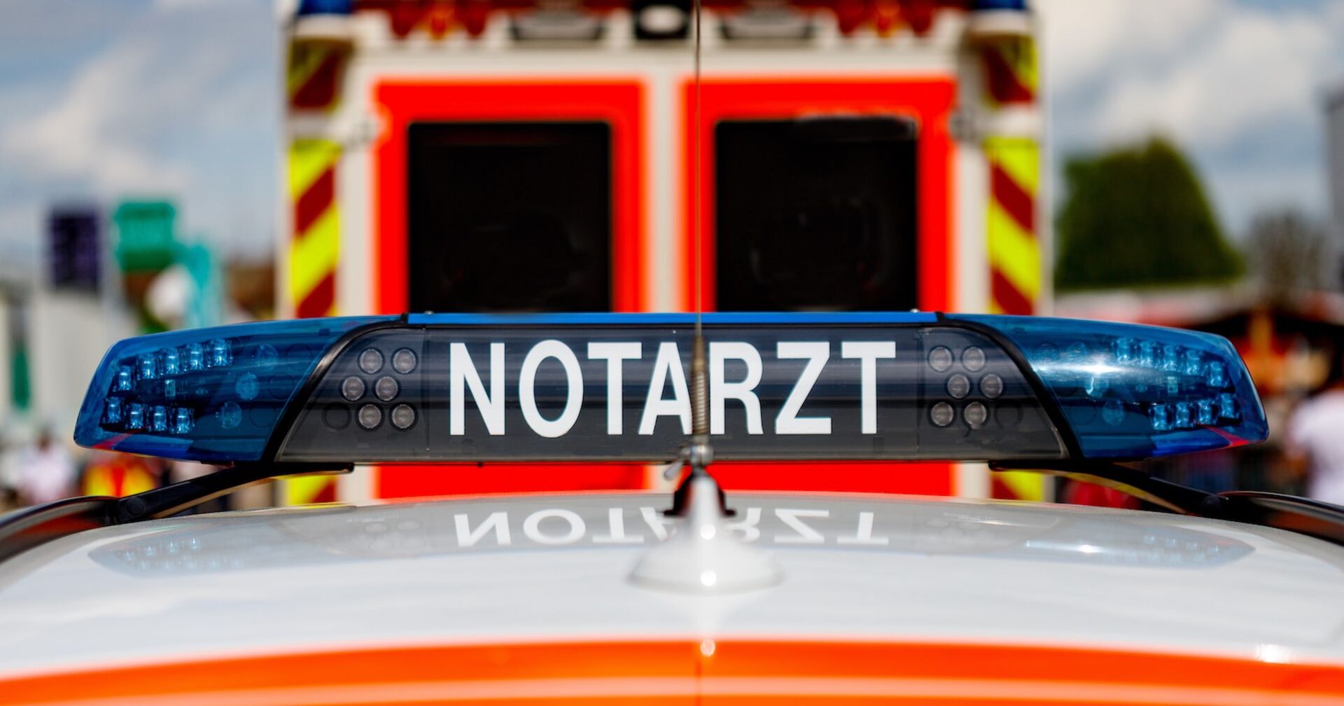 Eine Notarztwagen aus Deutschland.