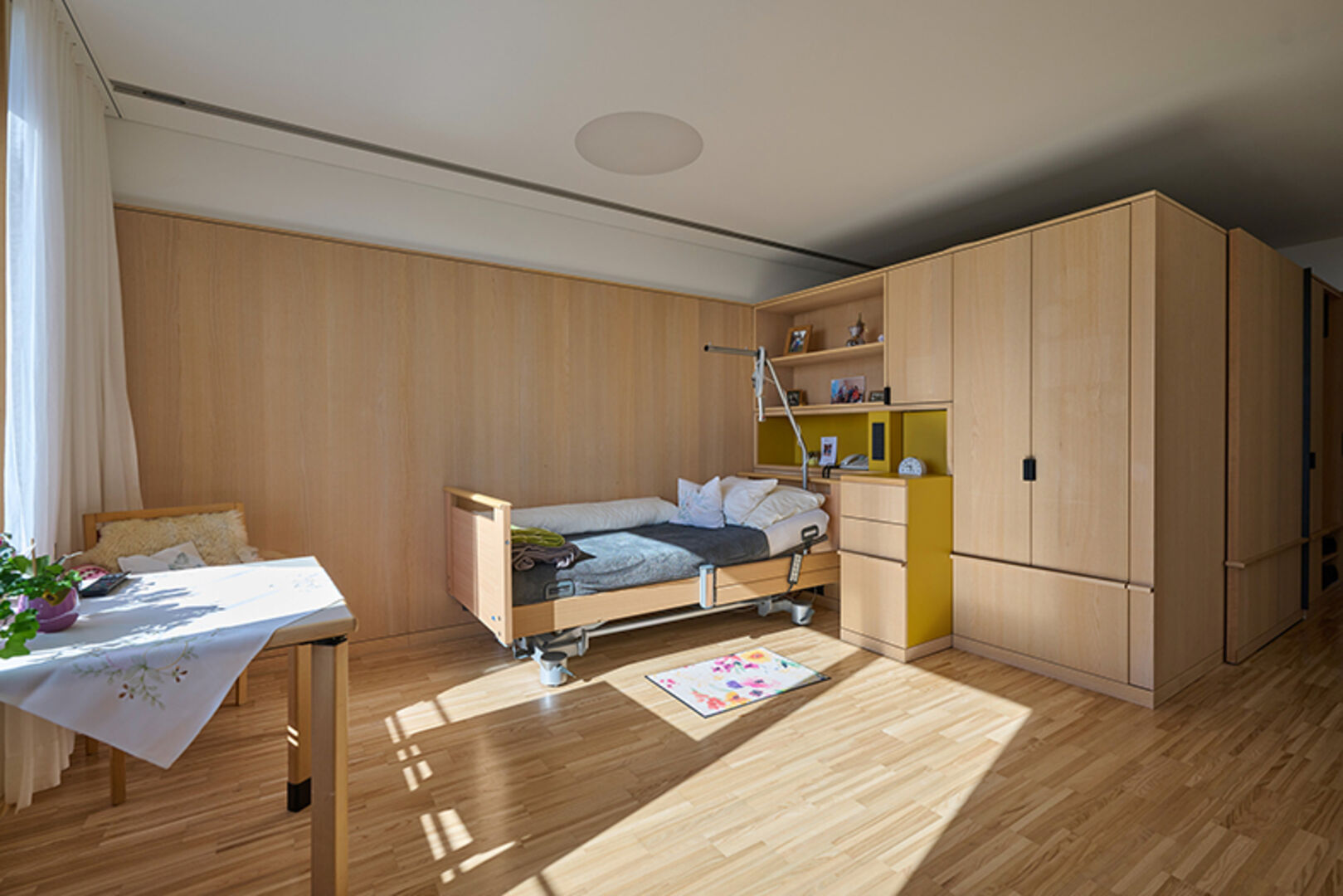 Die privaten Rückzugsräume sind hochwertig und altersgerecht ausgestattet. Zugleich wurde auf hohen Wohnkomfort geachtet.