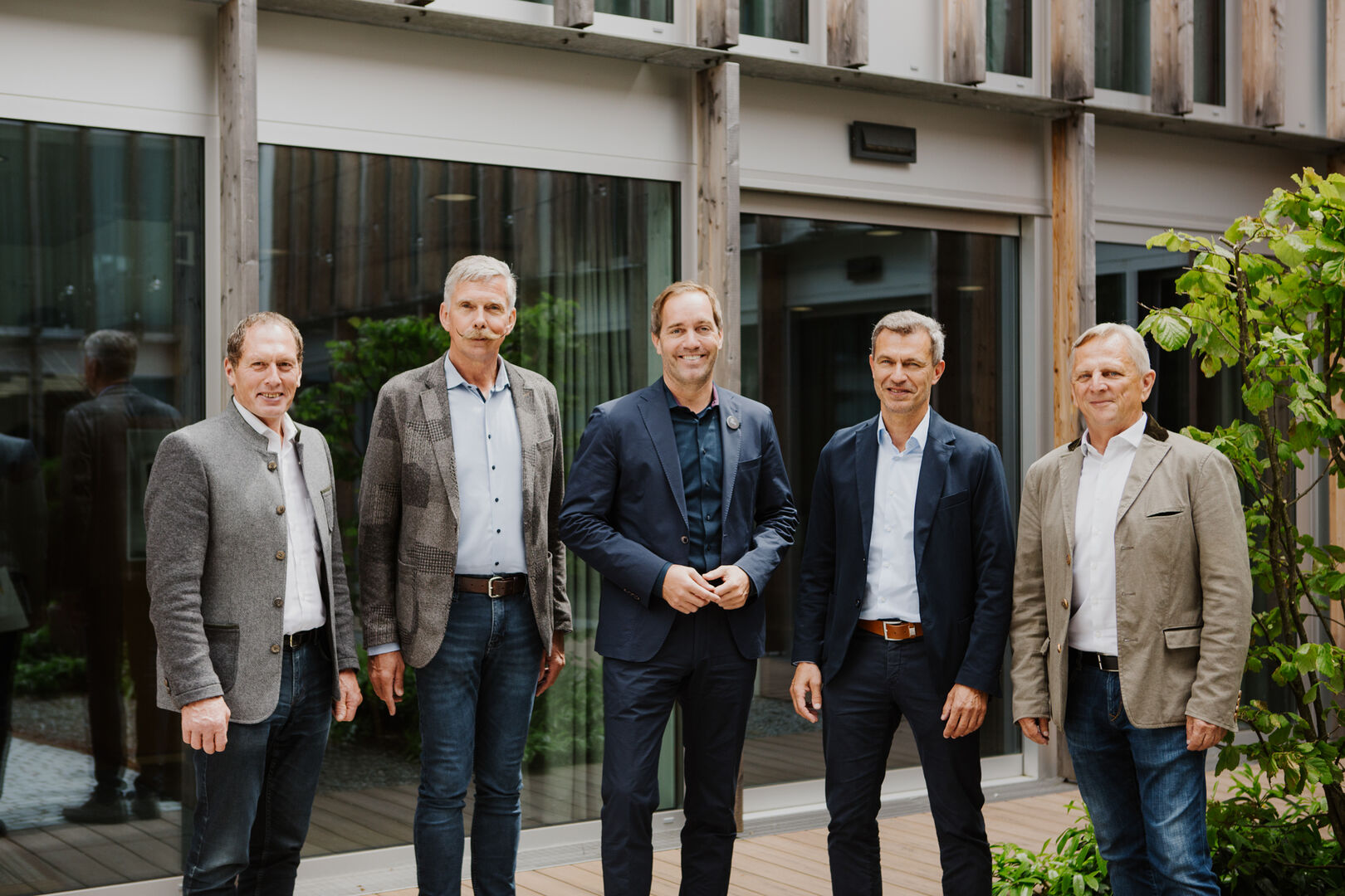 Landwirtschaftskammer-Präsident Josef Moosbrugger, Wech Geflügel-Geschäftsführer Karl Feichtinger, Kröswang-Geschäftsführer Manfred Kröswang, Marcher Fleischwerke-Geschäftsführer Norbert Marcher und Großfurtner-Geschäftsführer Rudolf Großfurtner