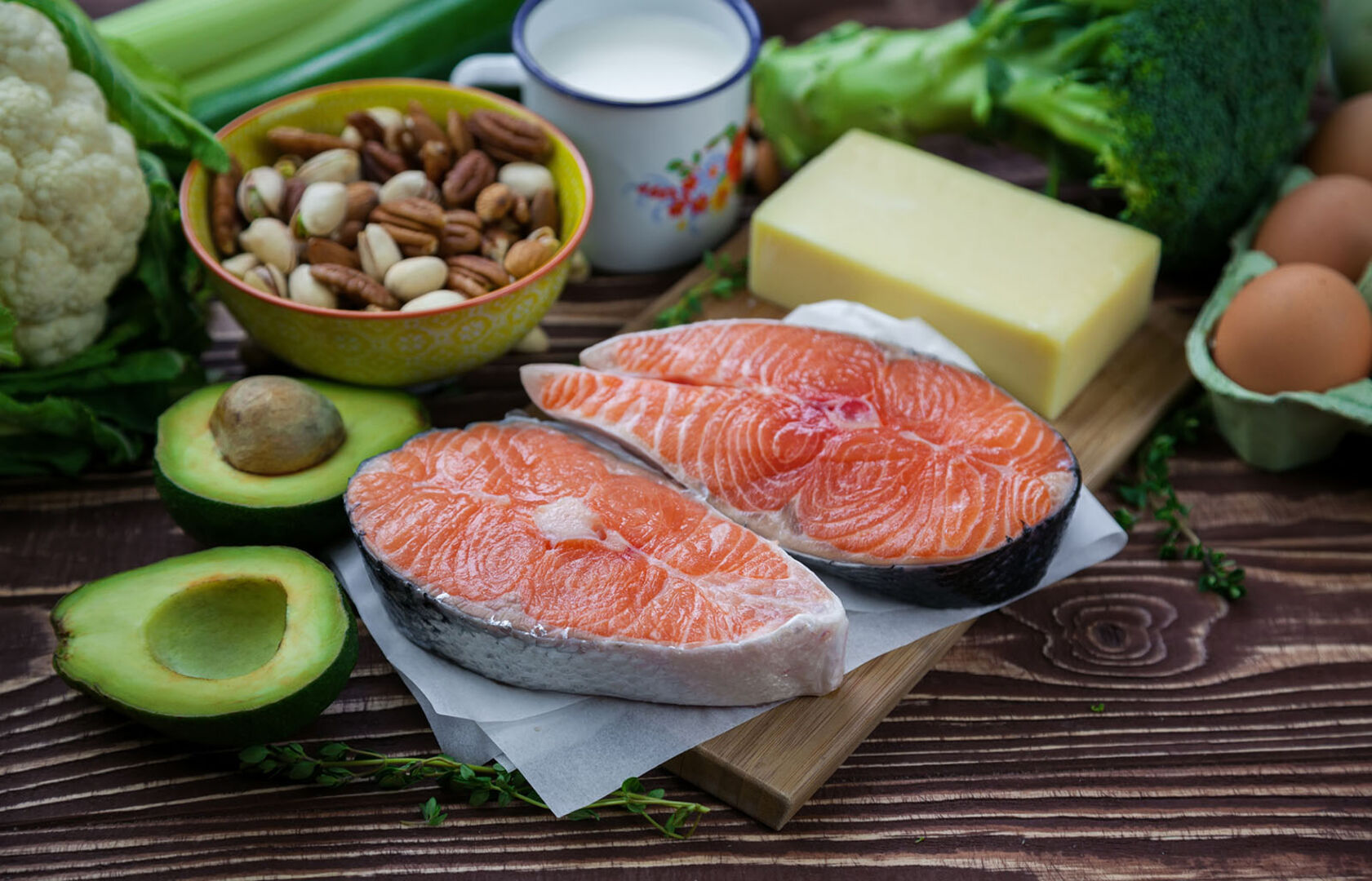 Fisch, Gemüse und Nüsse | Credit: iStock.com/Anita_Bonita
