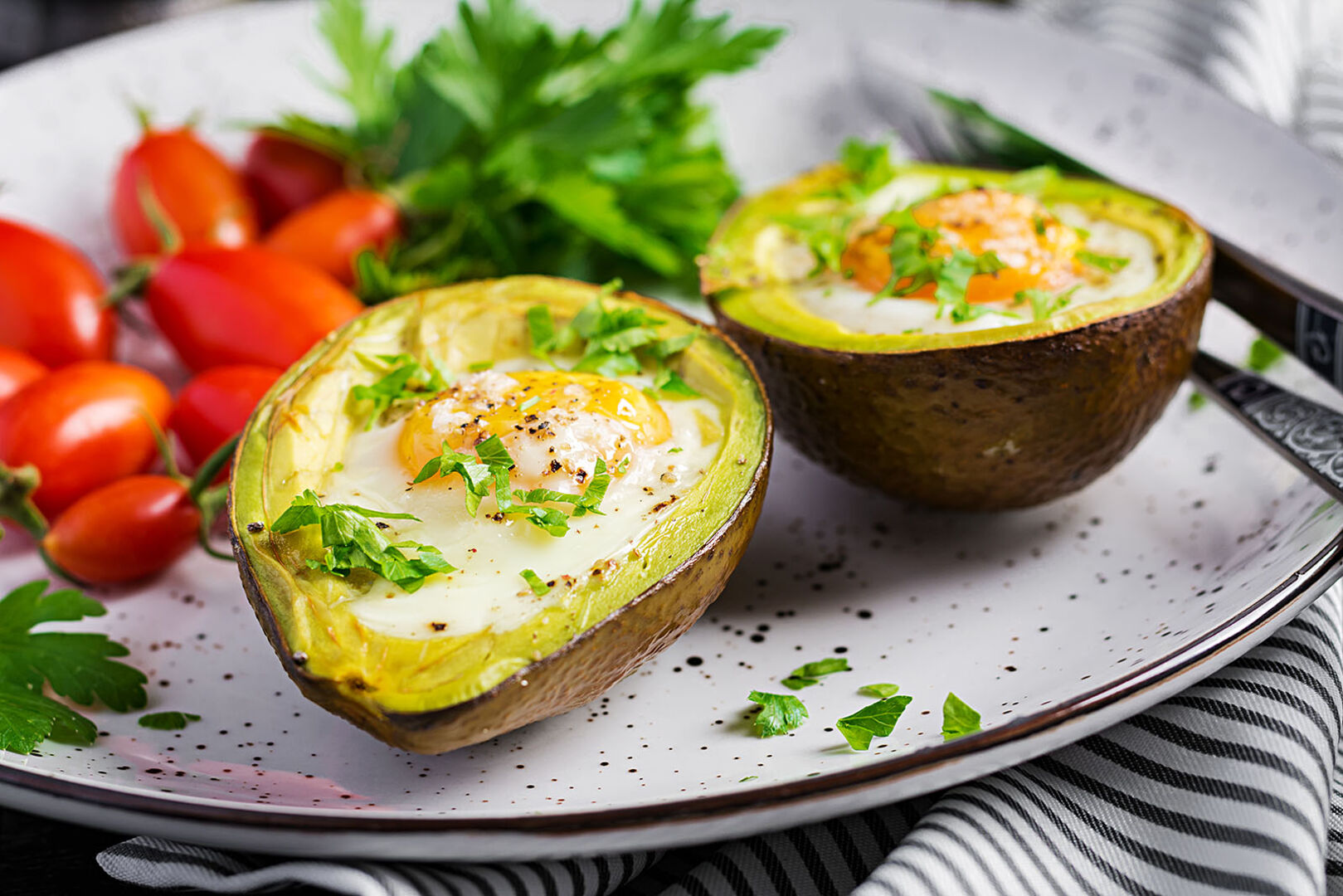 Ei in Avocado | Credit: iStock.com/Elena_Danileiko