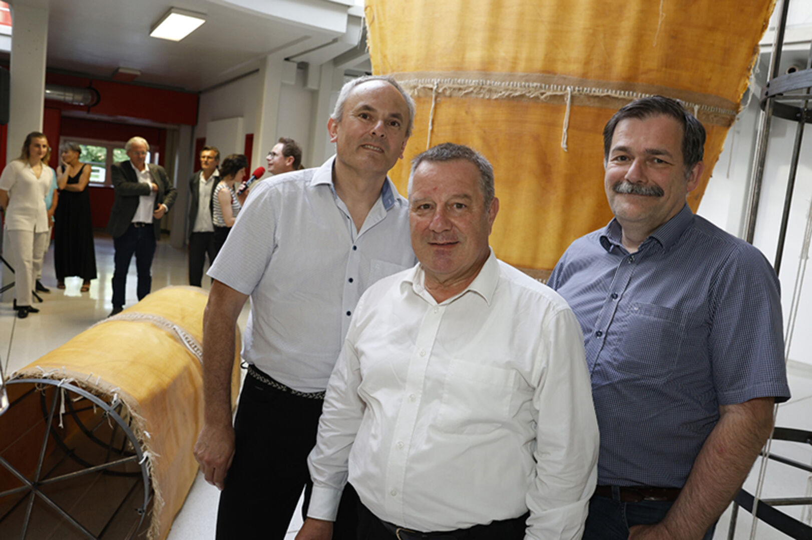 Erhard Siegl, Arno Fitz (beide Wirtschaftsarchiv Vorarlberg) und Karlheinz Kindler (Industriellenvereinigung) (v. li.)