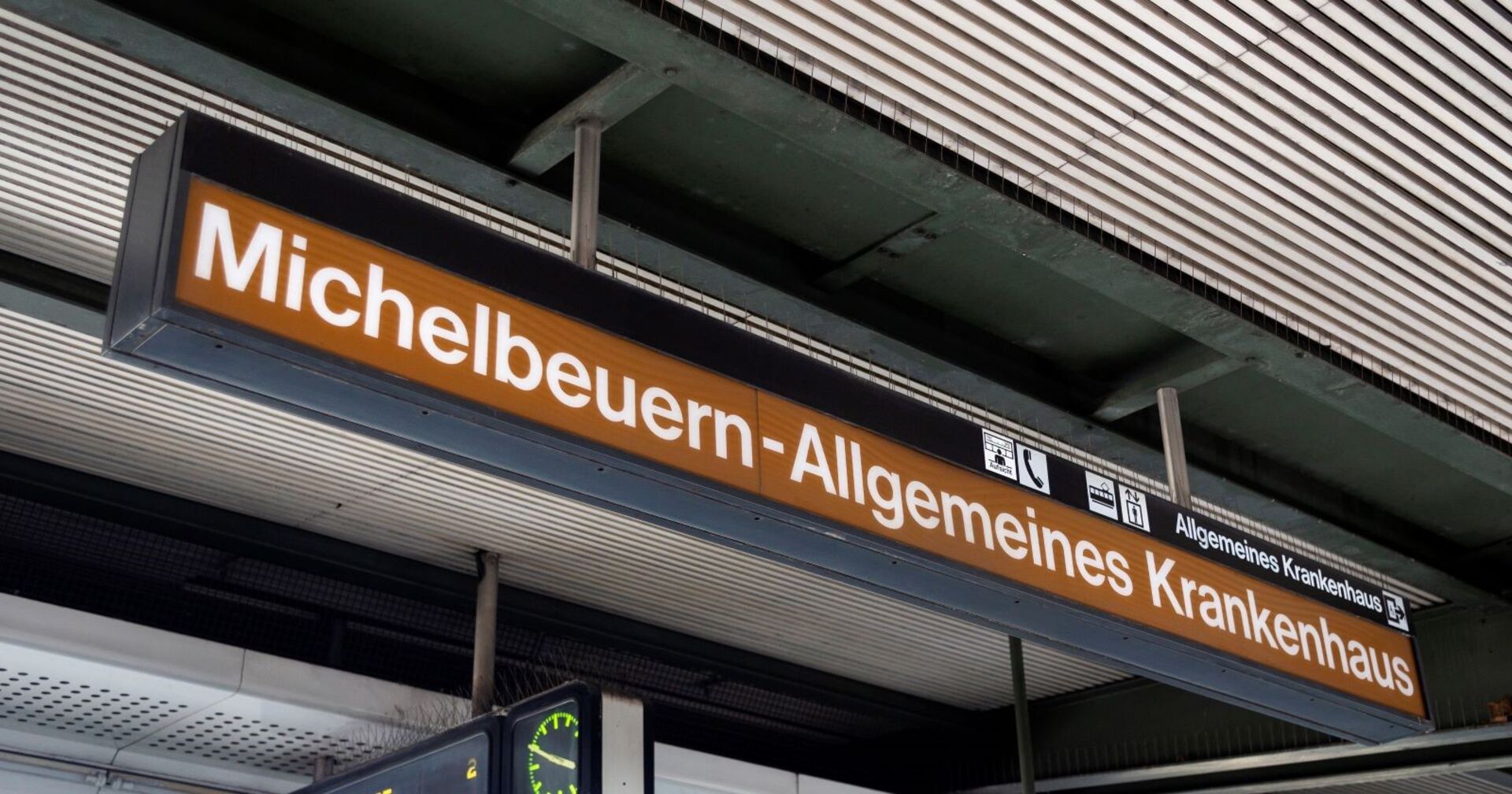 Haltestelle Michelbeuer - Allgemeines Krankenhaus