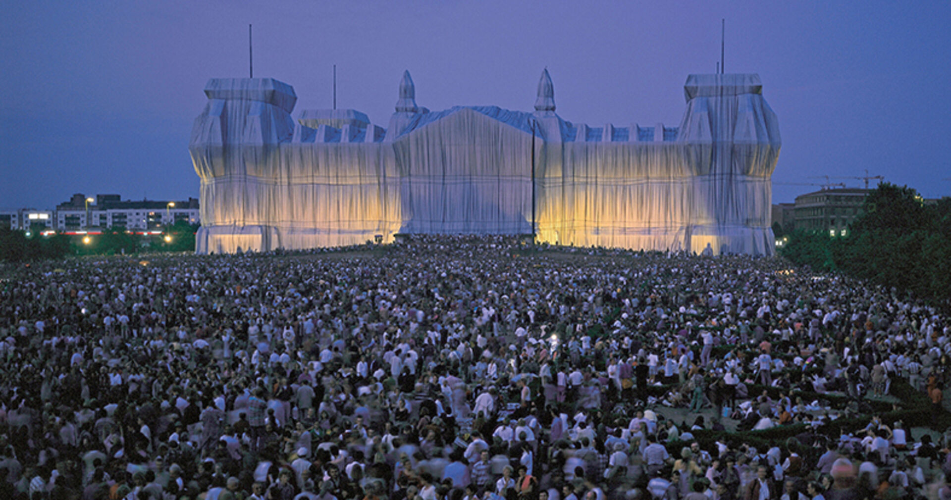 Christo und Jeanne-Claude: Verhüllter Reichstag, Berlin, 1971–95