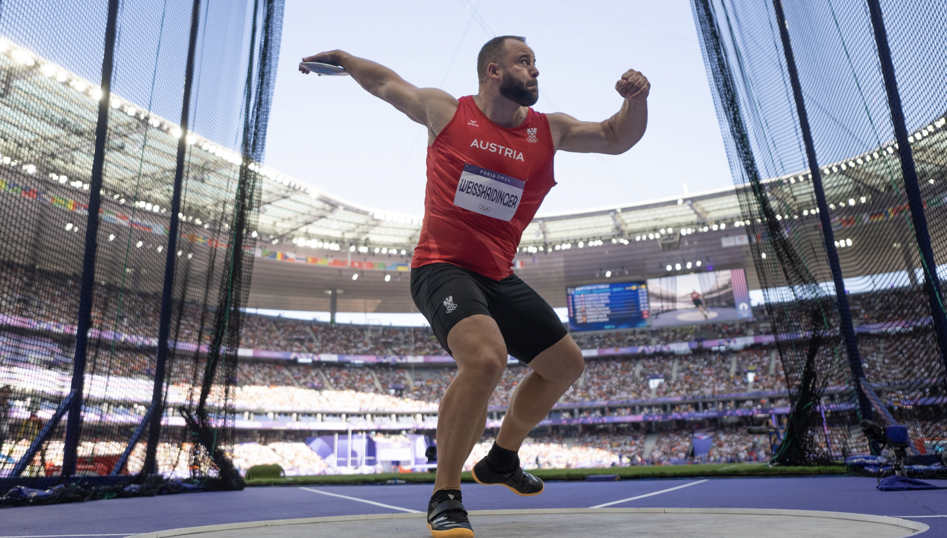 Lukas Weißhaidinger beim Diskuswurf im Olympiastadion