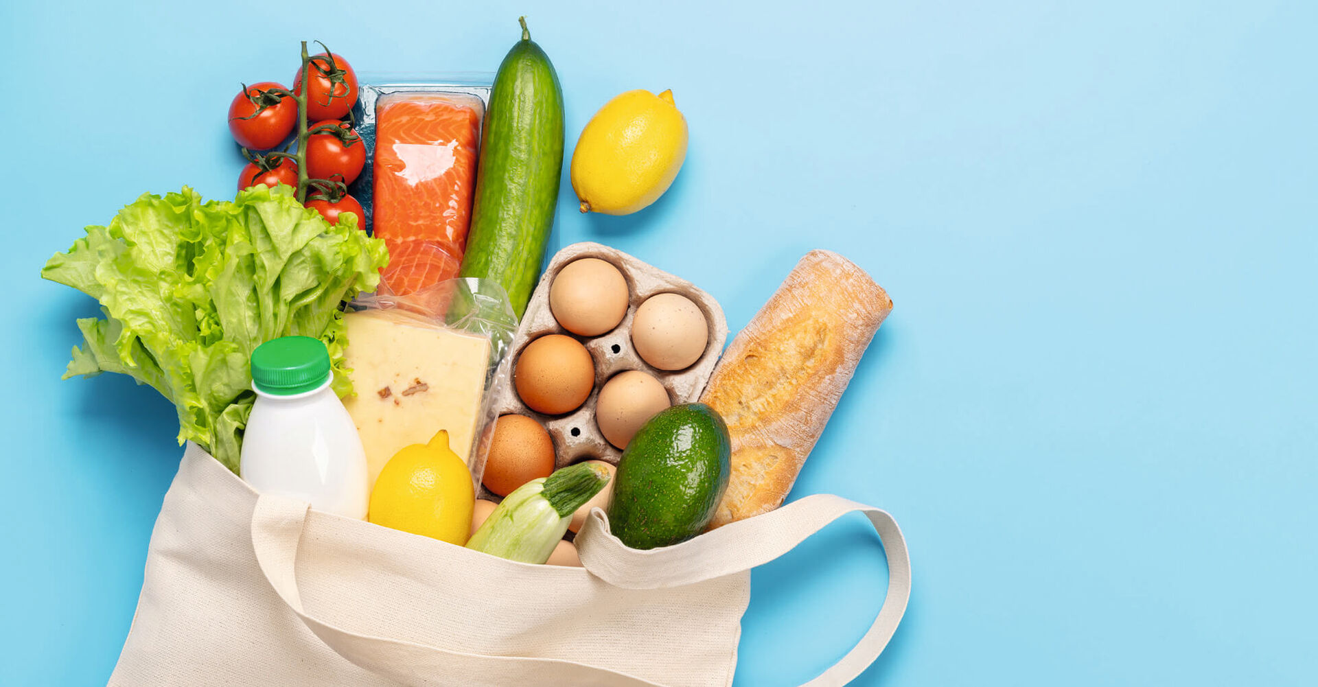 Sackerl mit Lebensmitteln