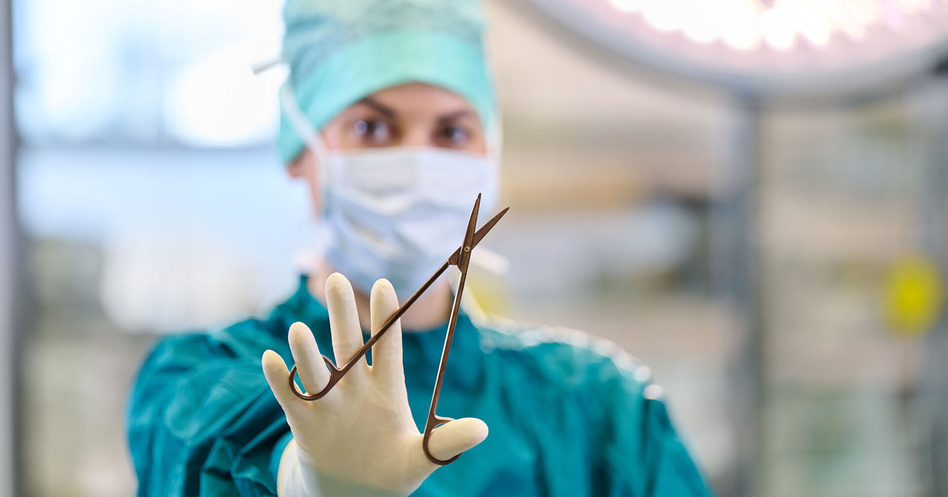 Pflegerin bei der Arbeit | Credit: Martin Wiesler