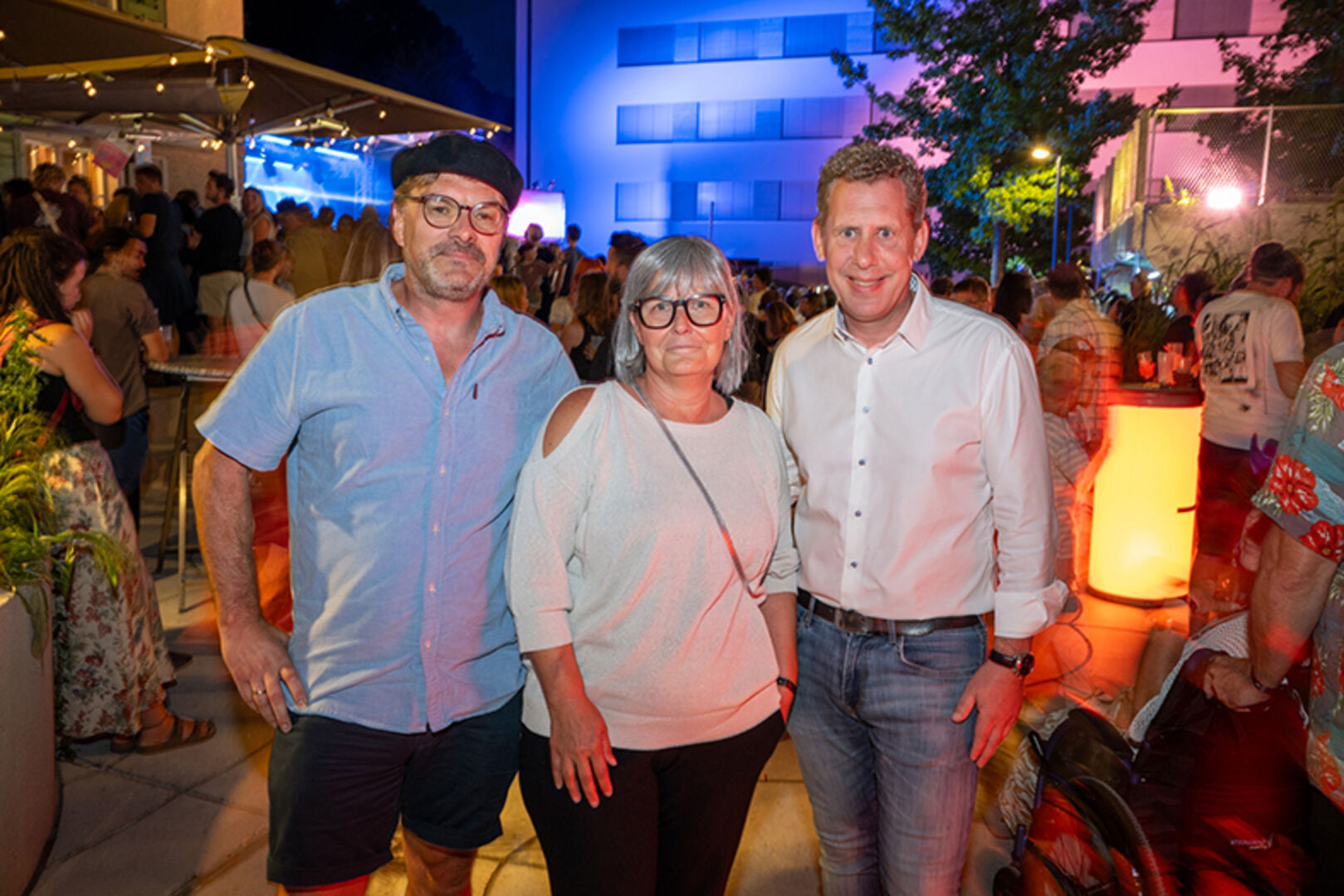 Carmen und Rene Dobler mit AK Präsident Bernhard Heinzle (v. li.)