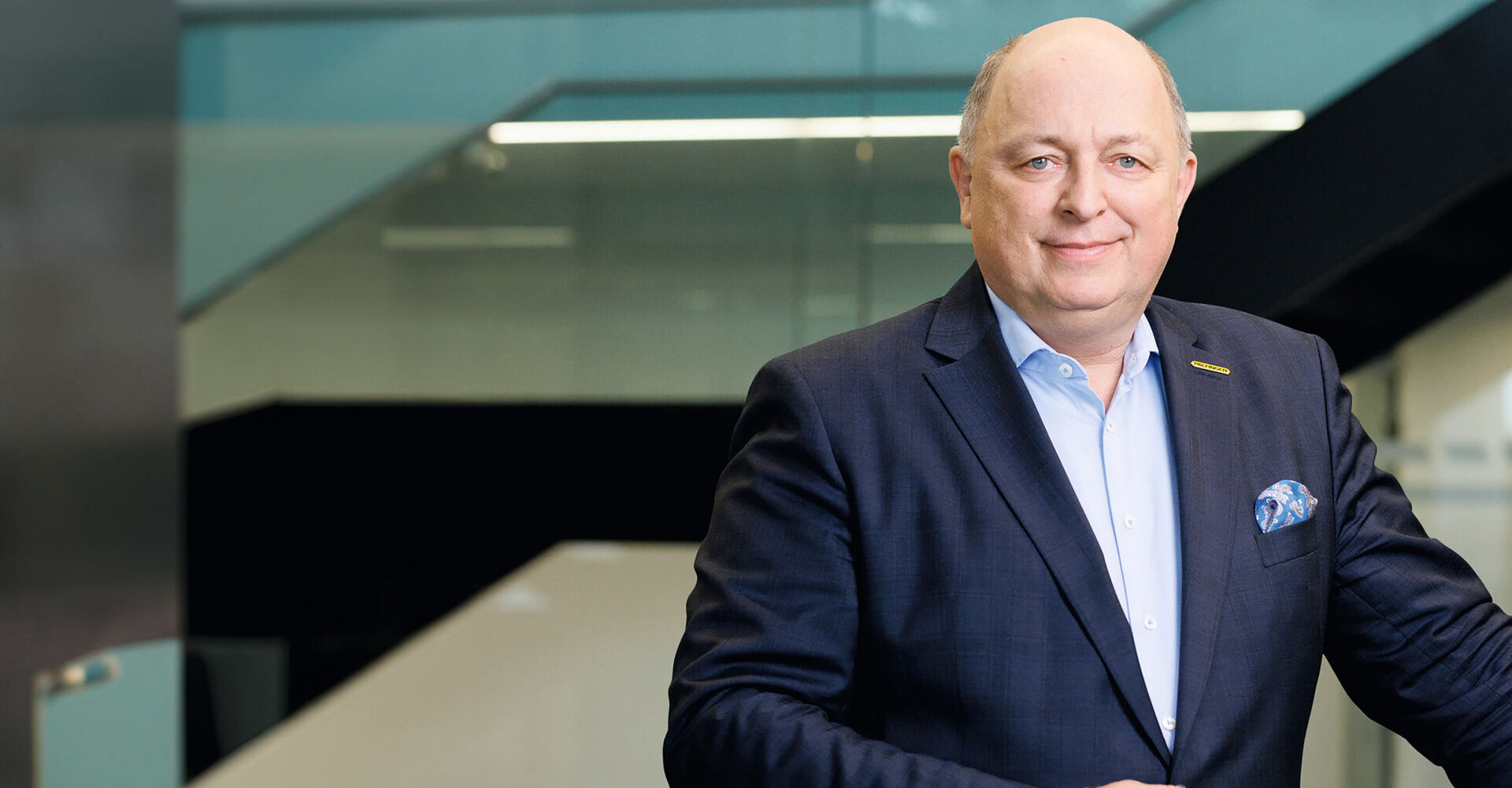 Top-Manager Andreas Klauser führt Palfinger seit 2018 als Vorstandsvorsitzender (CEO) und stellt das Unternehmen als Konzern international breit auf.