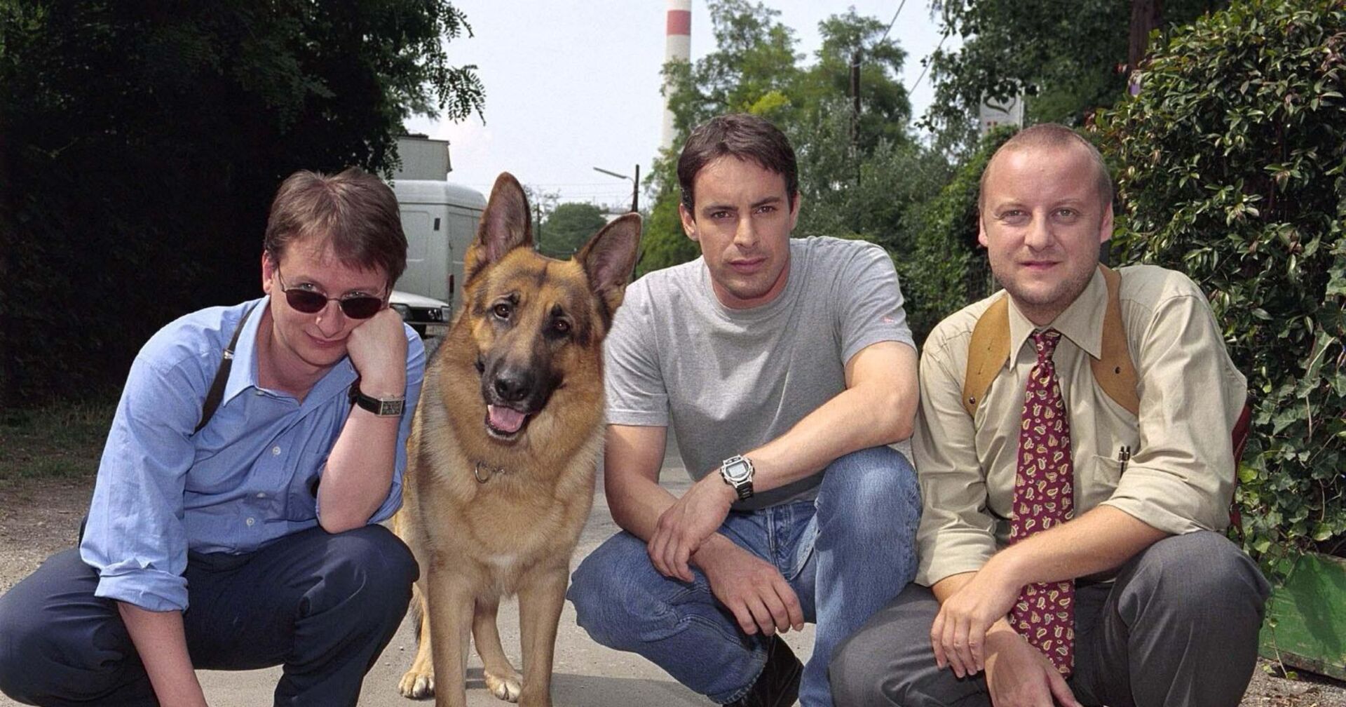 Die Darsteller von "Kommissar Rex" beim Dreh.