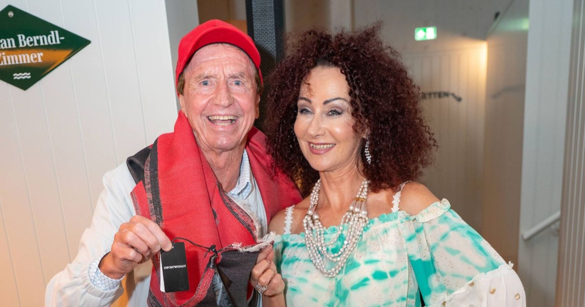 Mausi Lugner und Heribert Kasper lächeln