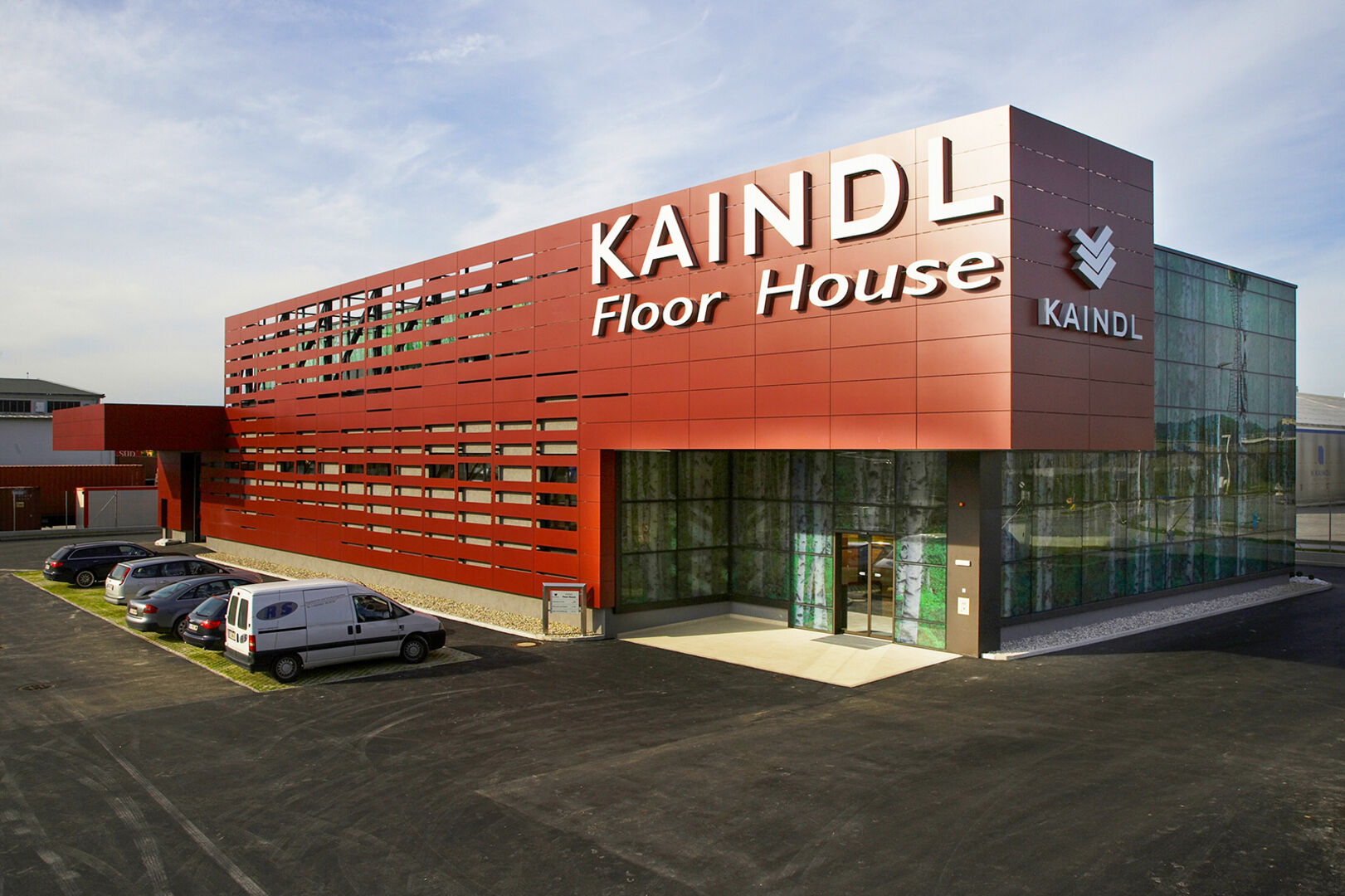 Außenansicht des Firmengebäudes von Kaindl | Credit: Kaindl