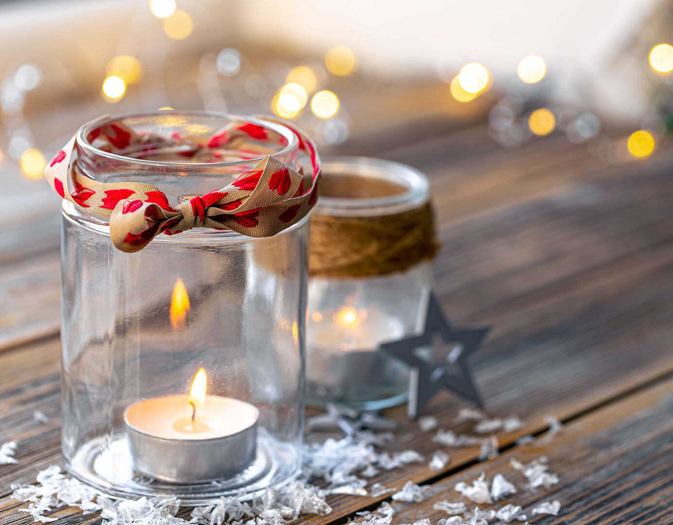 Weihnachtliche Windlichter | Credit: iStock.com/puhimec