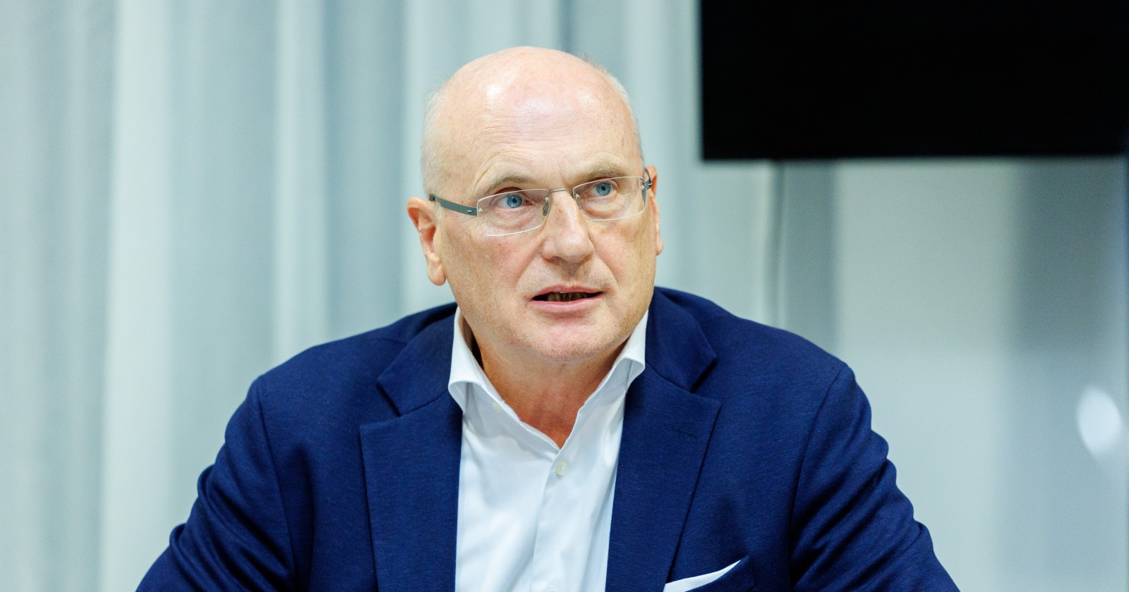 Wolfgang Bartosch bei einer ÖFB-Präsidiumssitzung