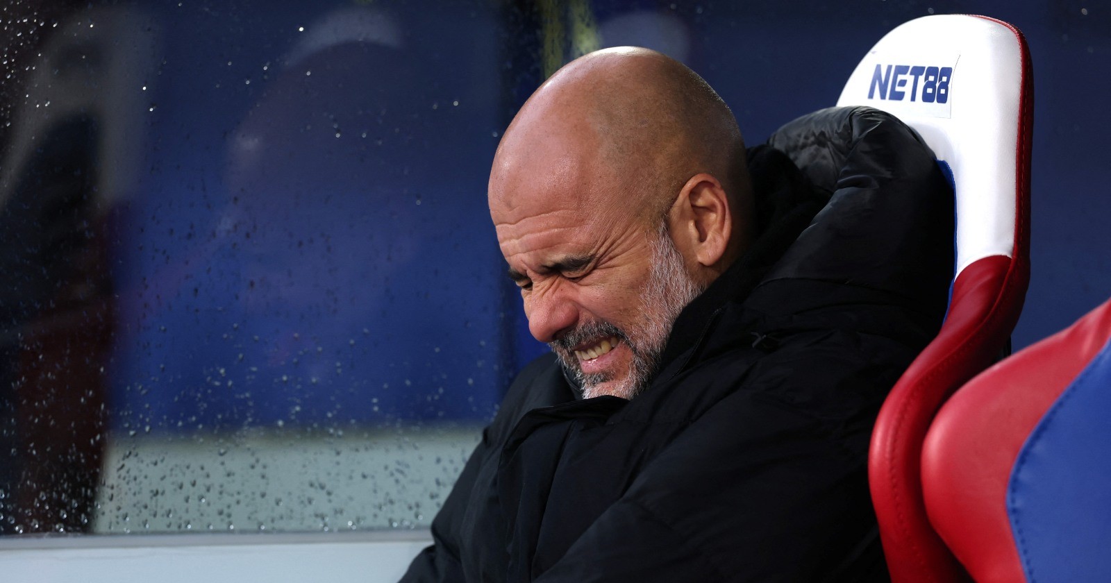 Pep Guardiola auf der Trainerbank
