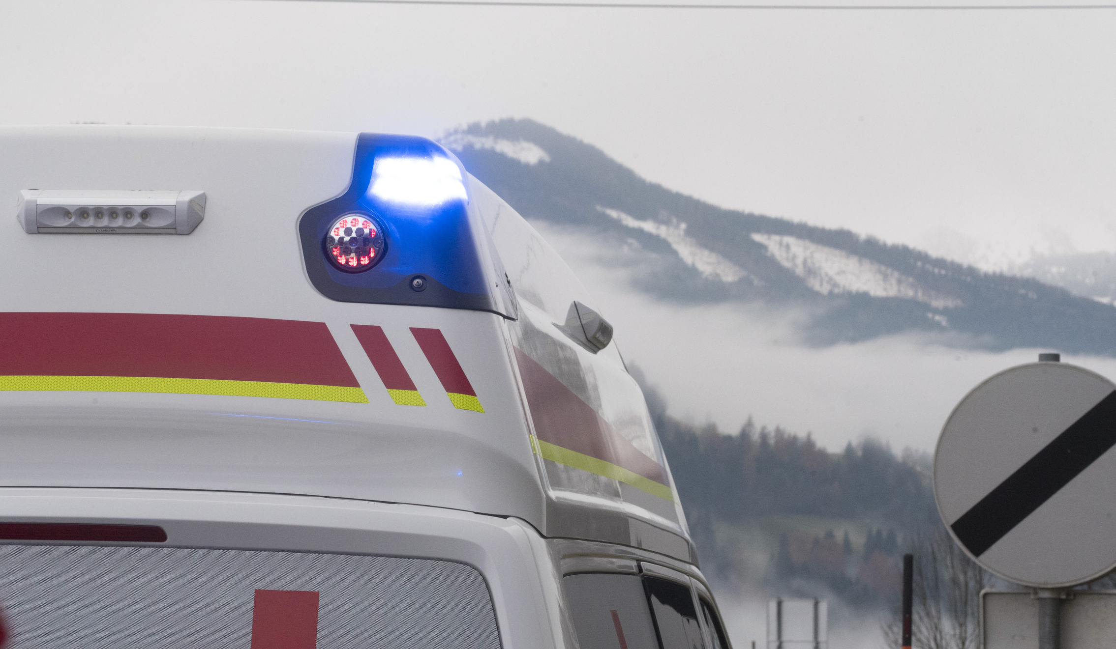 Ein Sechsjähriger wurde mit schweren Verletzungen ins Krankenhaus gebracht.