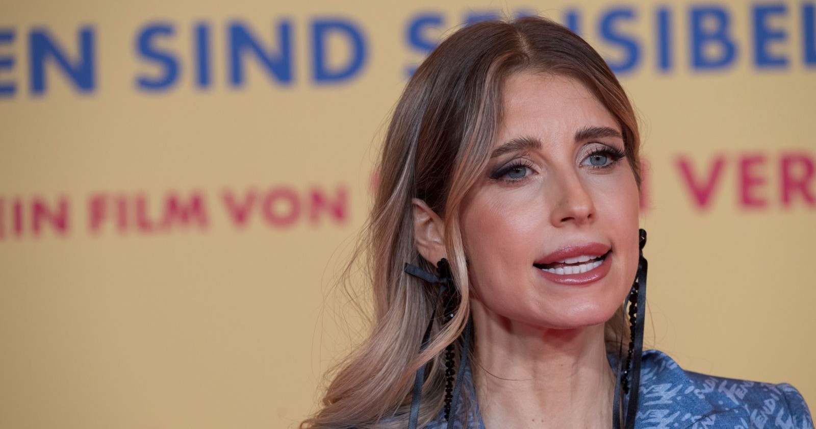 World bei der Filmpremiere von "Old White Man"